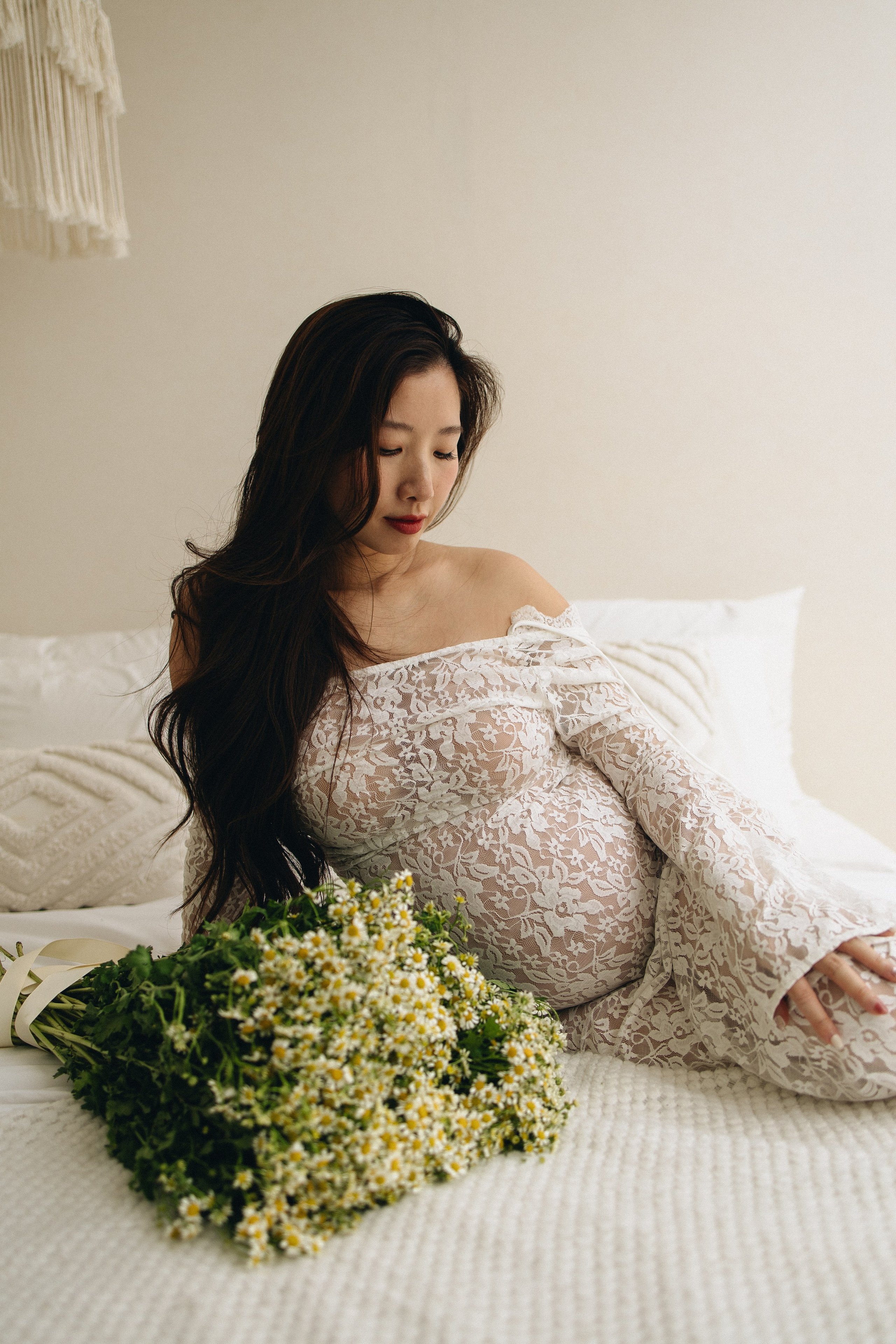 The Sweetest Anticipation. Family and wedding photographer in Bangkok, Thailand