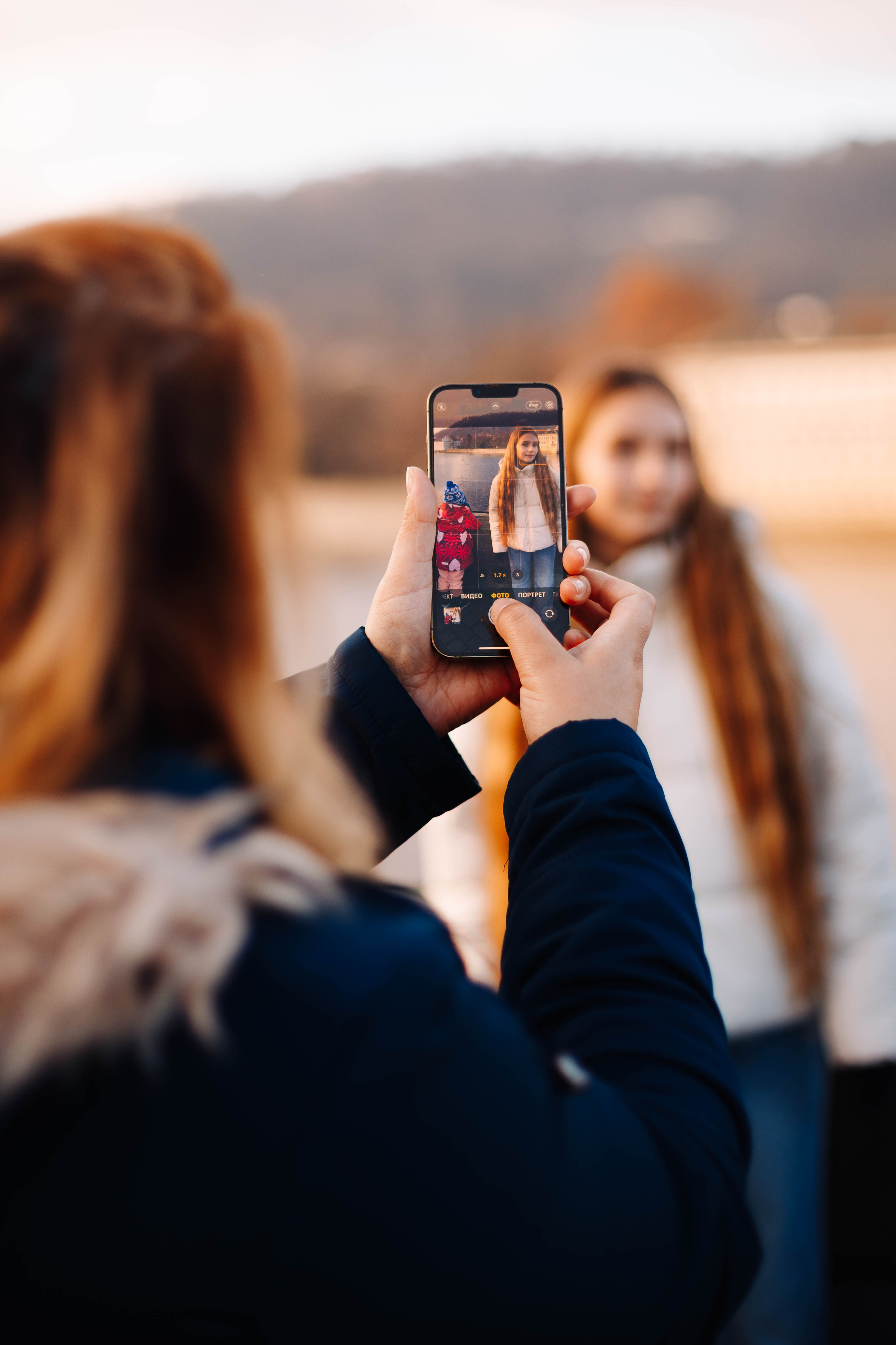 Family photoshoot. Photographer in Prague for tourists