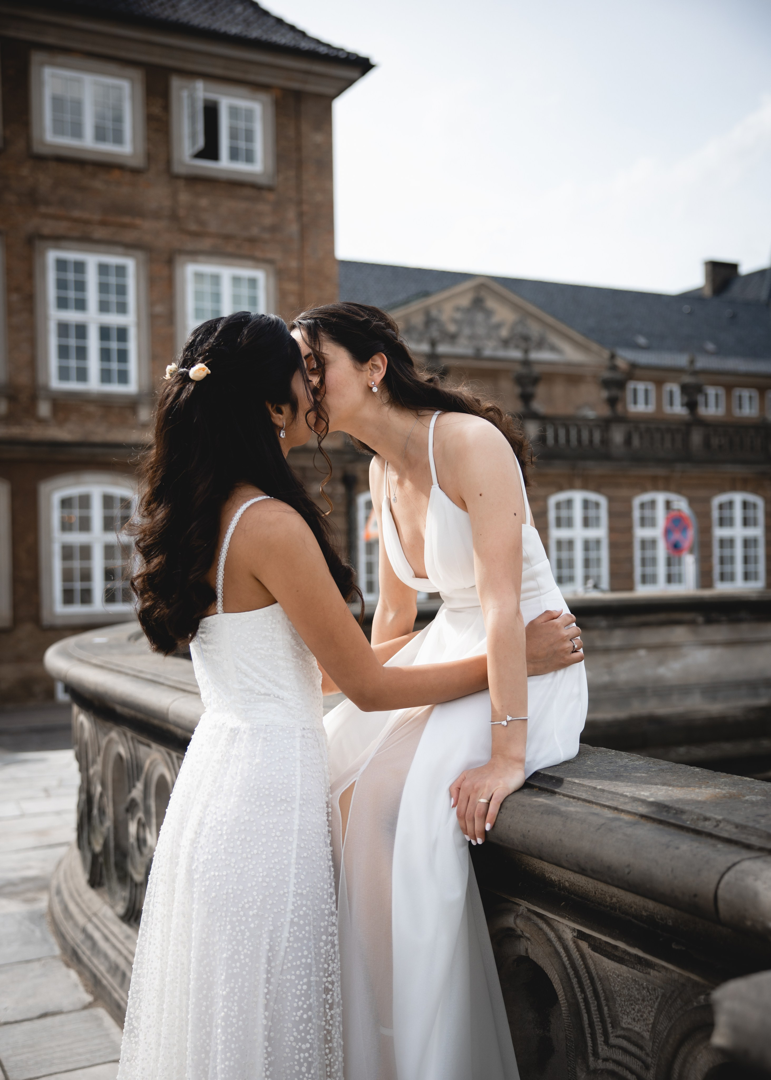 Shai & Batel. Professional wedding photographer in Copenhagen, Denmark — Julia Byron