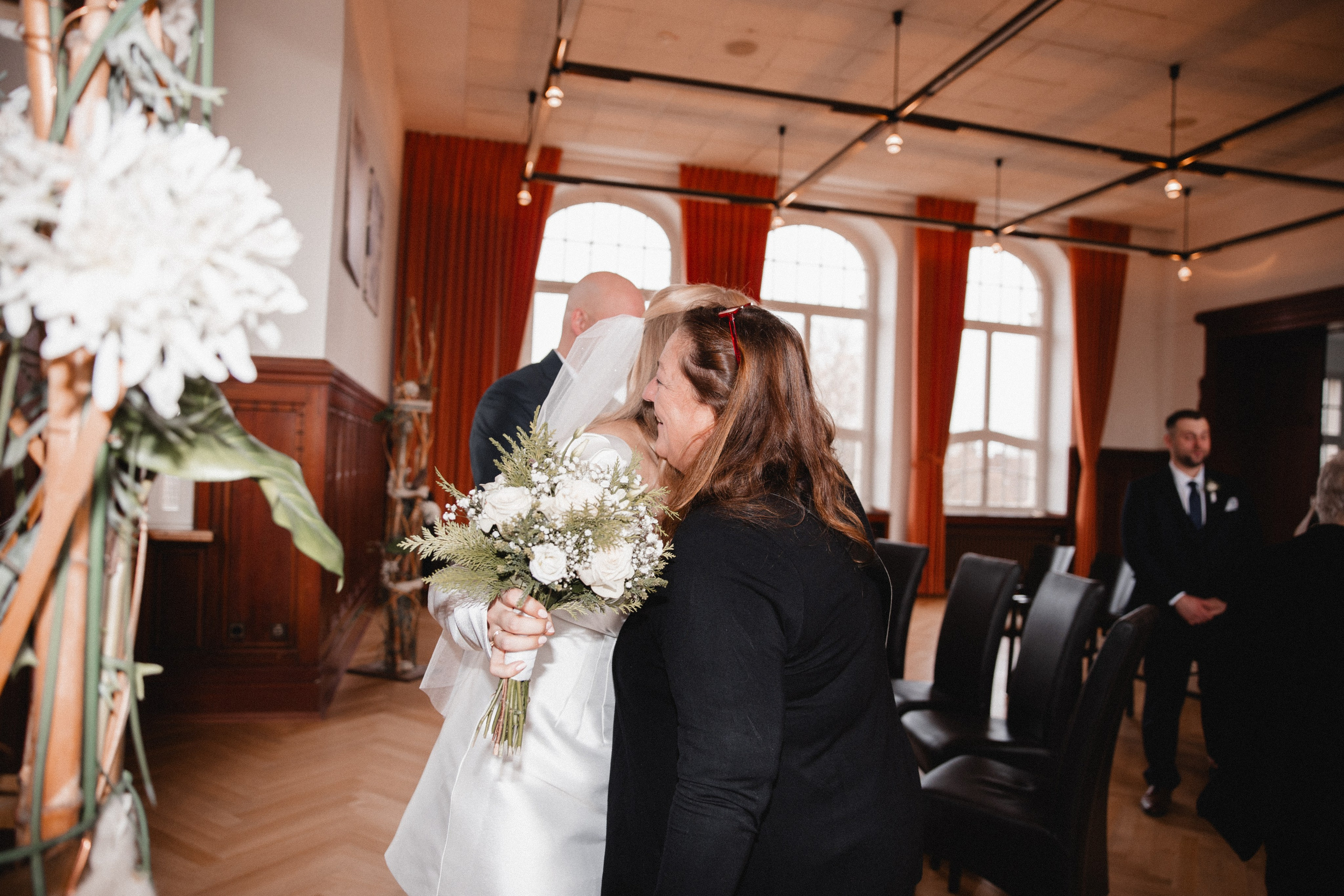 Louisa & Niklas | Schlosshotel Hugenpoet. Photographer in Bochum Dolia Halyna