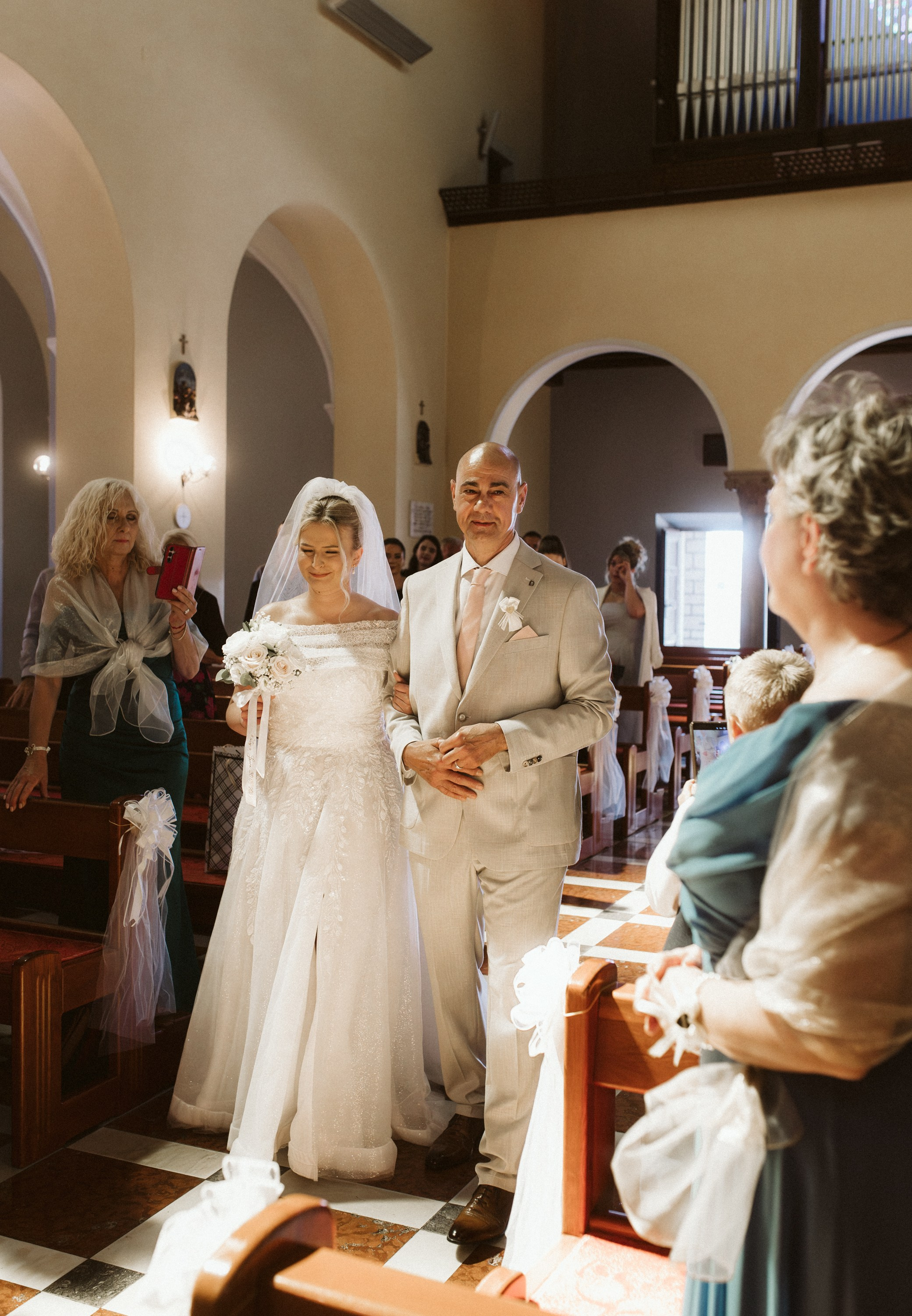 Weddings. Capturedwell
