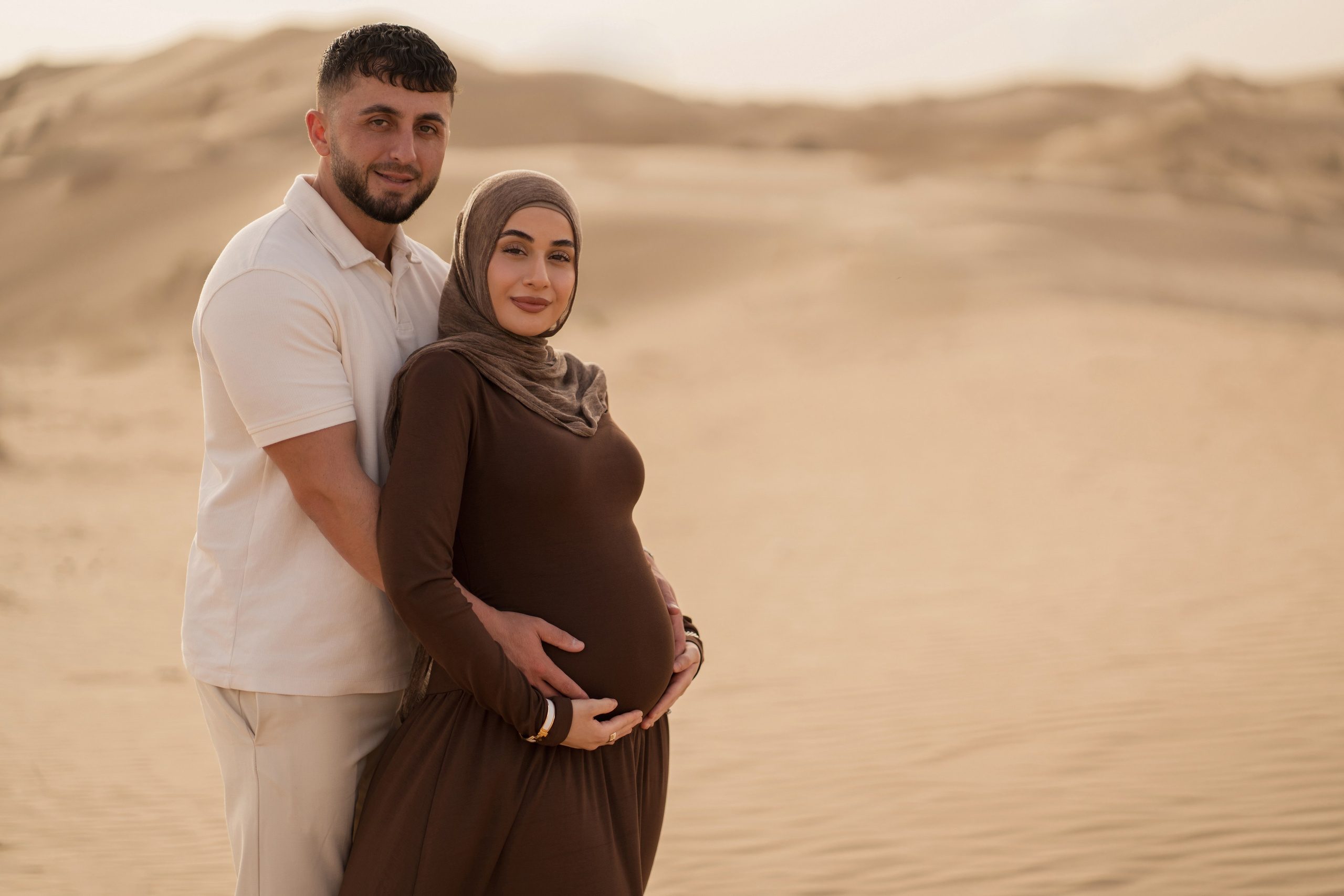 Whispers of love. Angela Iakovleva — Family Photographer in Dubai