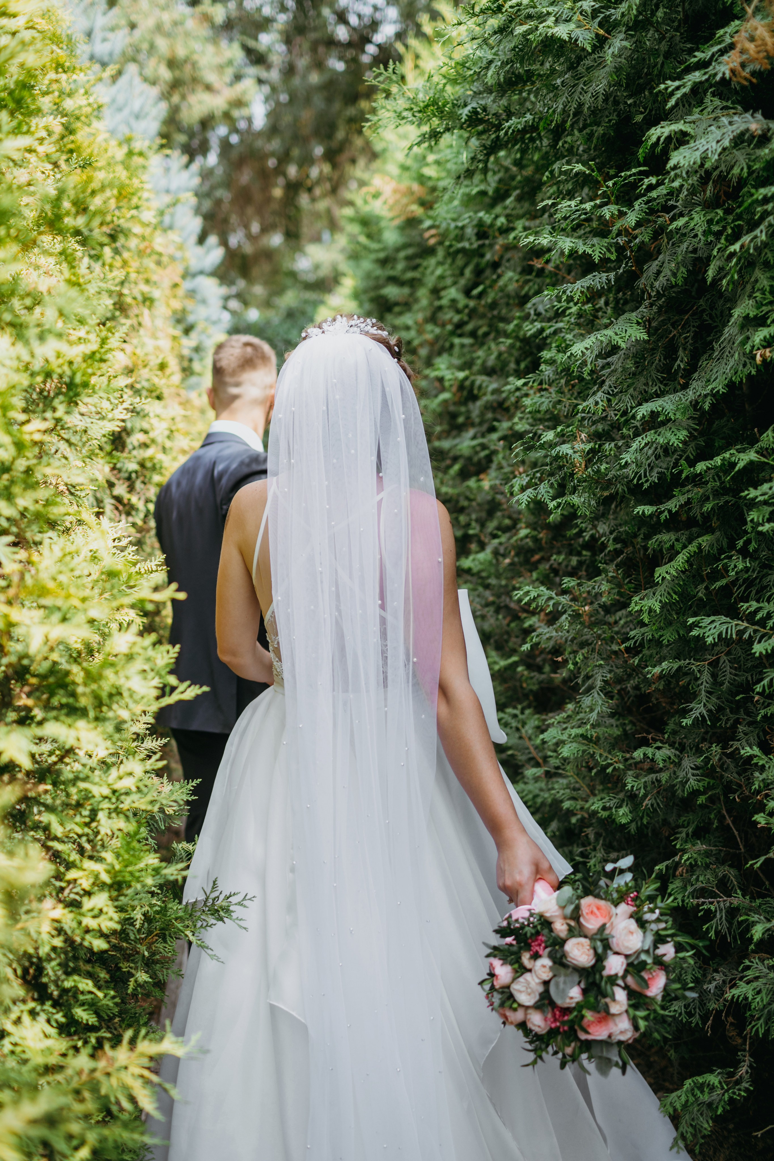 Свадебная фотоссесия для молодоженов в Бишкеке. Фотограф в Бишкеке Оксана Шувалова