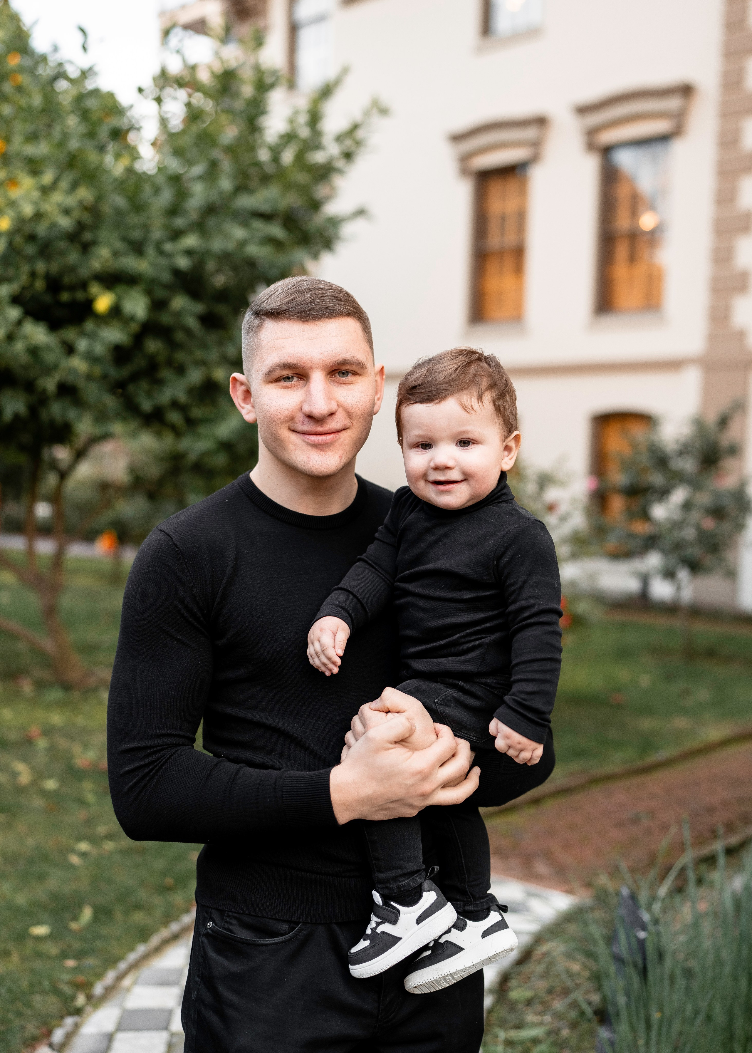 Artem, Nadia & Elisha. Family photographer in Sacramento | Sofia Pavenko