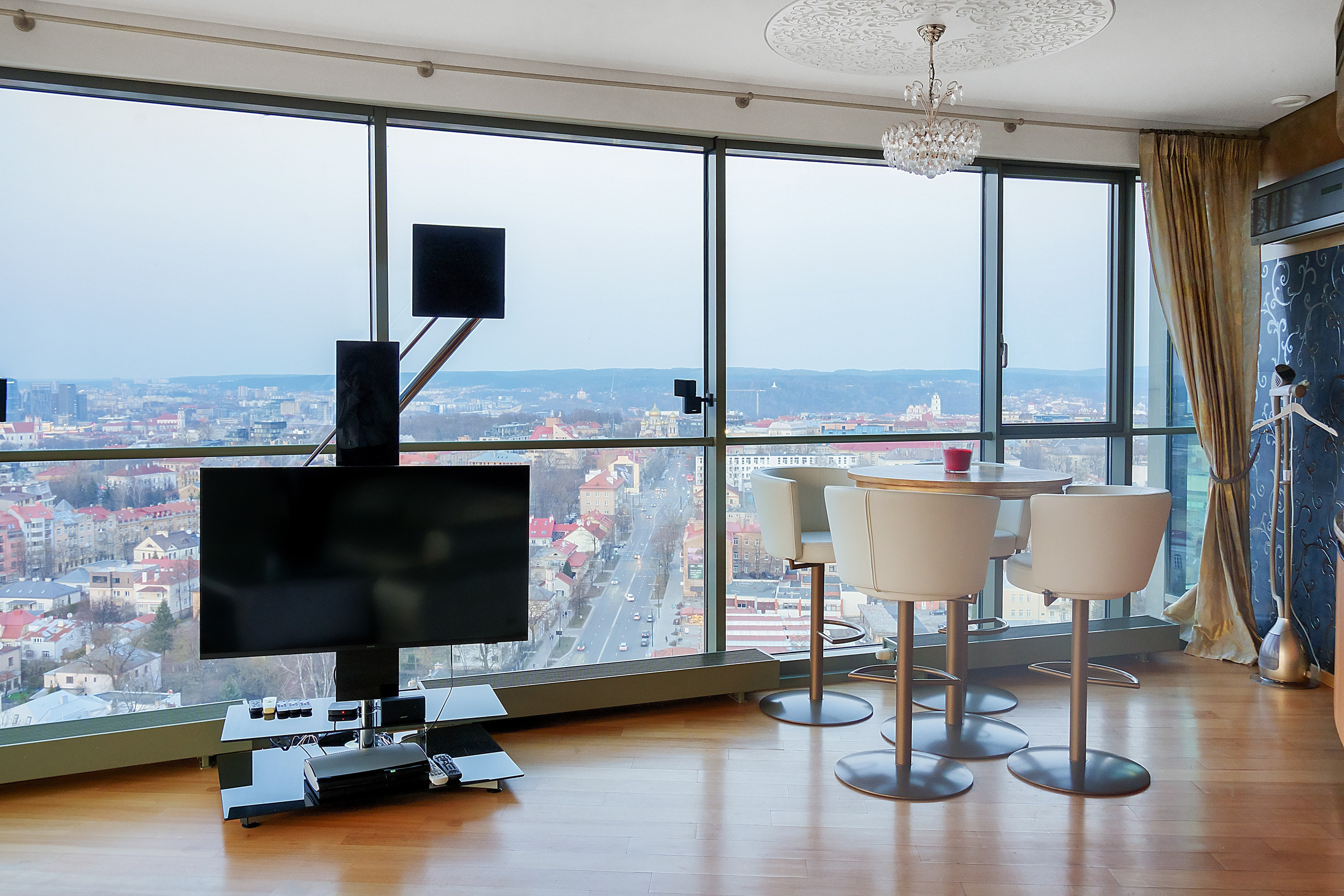 Savanoriu g. 1. Elina Sapiega fotografė Vilniuje