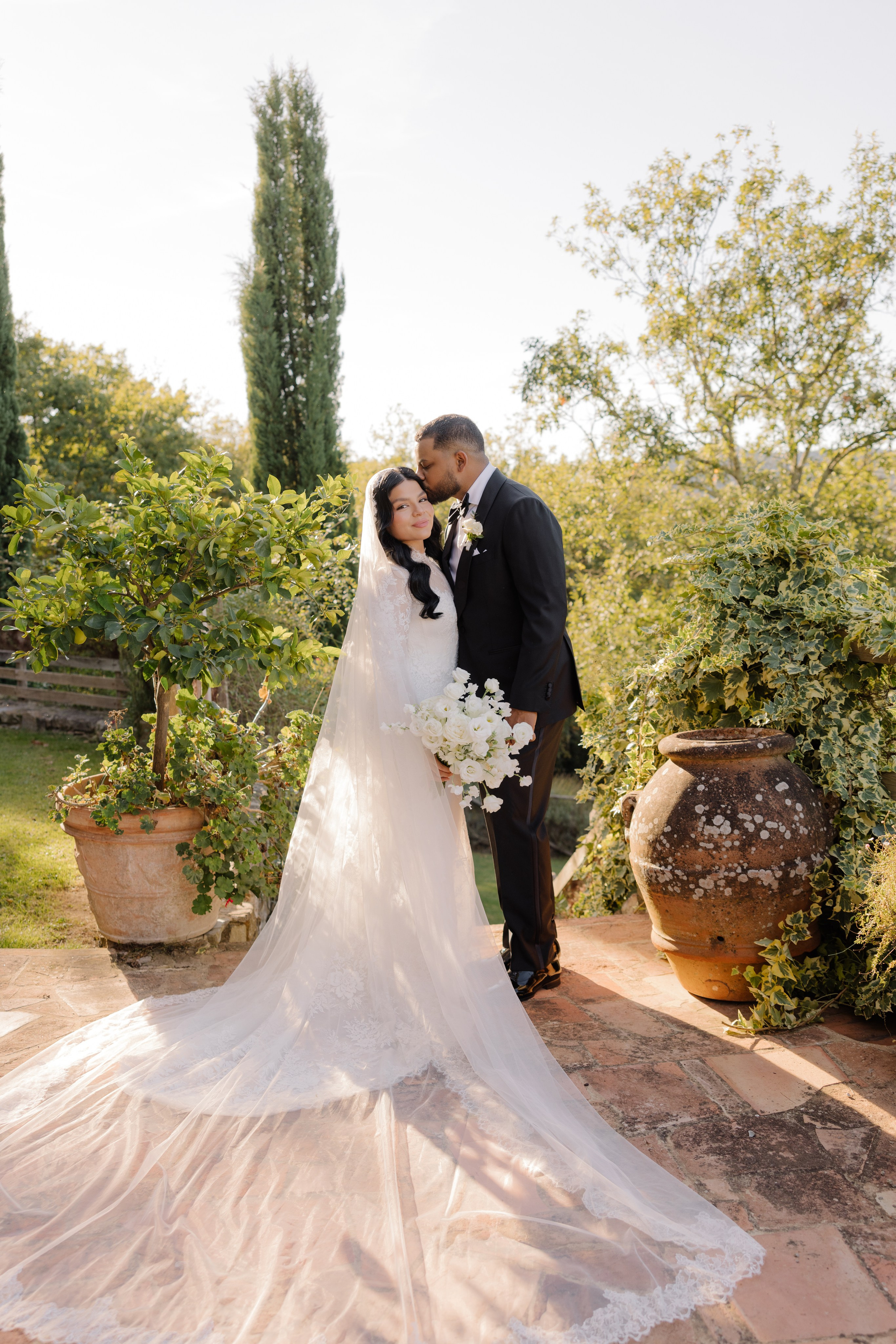 Mitcell&Melanie digital. Wedding photographer Italy