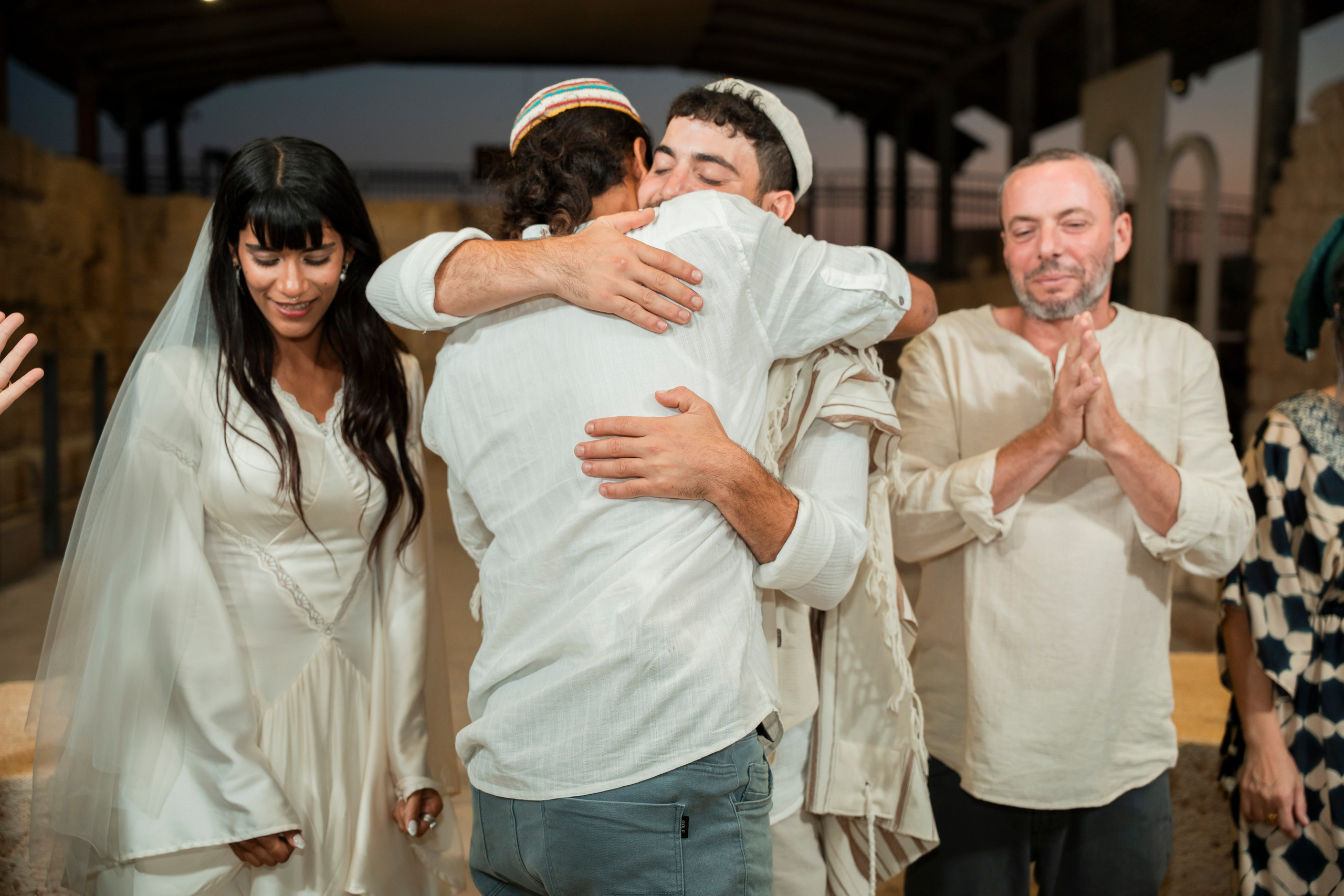 עדן ושלהבת. יוסף מזרחי צילום חתונה, ברית וזוגיות. צלם מקצועי שאוהב להוציא אתכם הכי יפים ברגעים הכי מרגשים