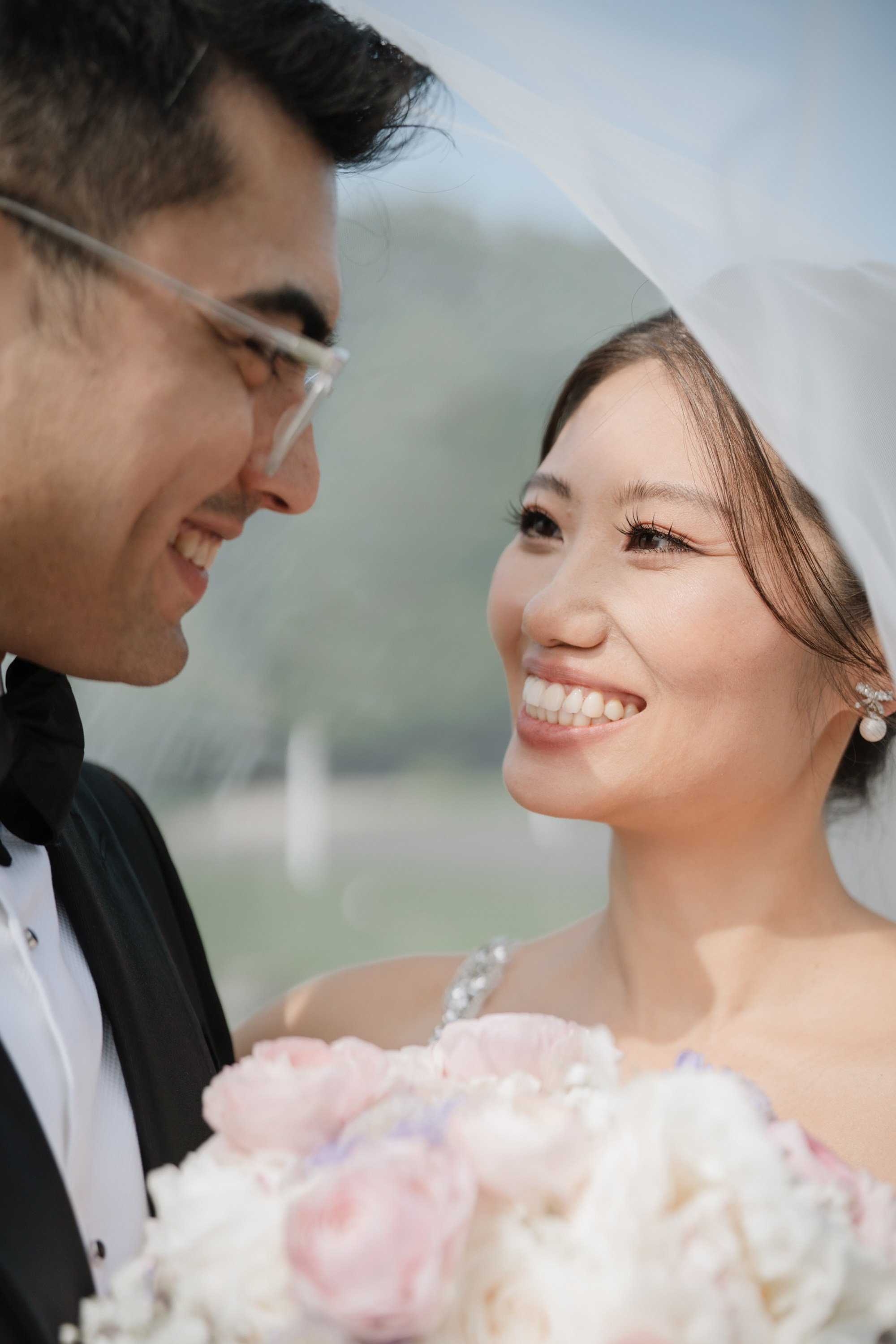 A stunning wedding with Asian style. Portrait and wedding photographer in New York