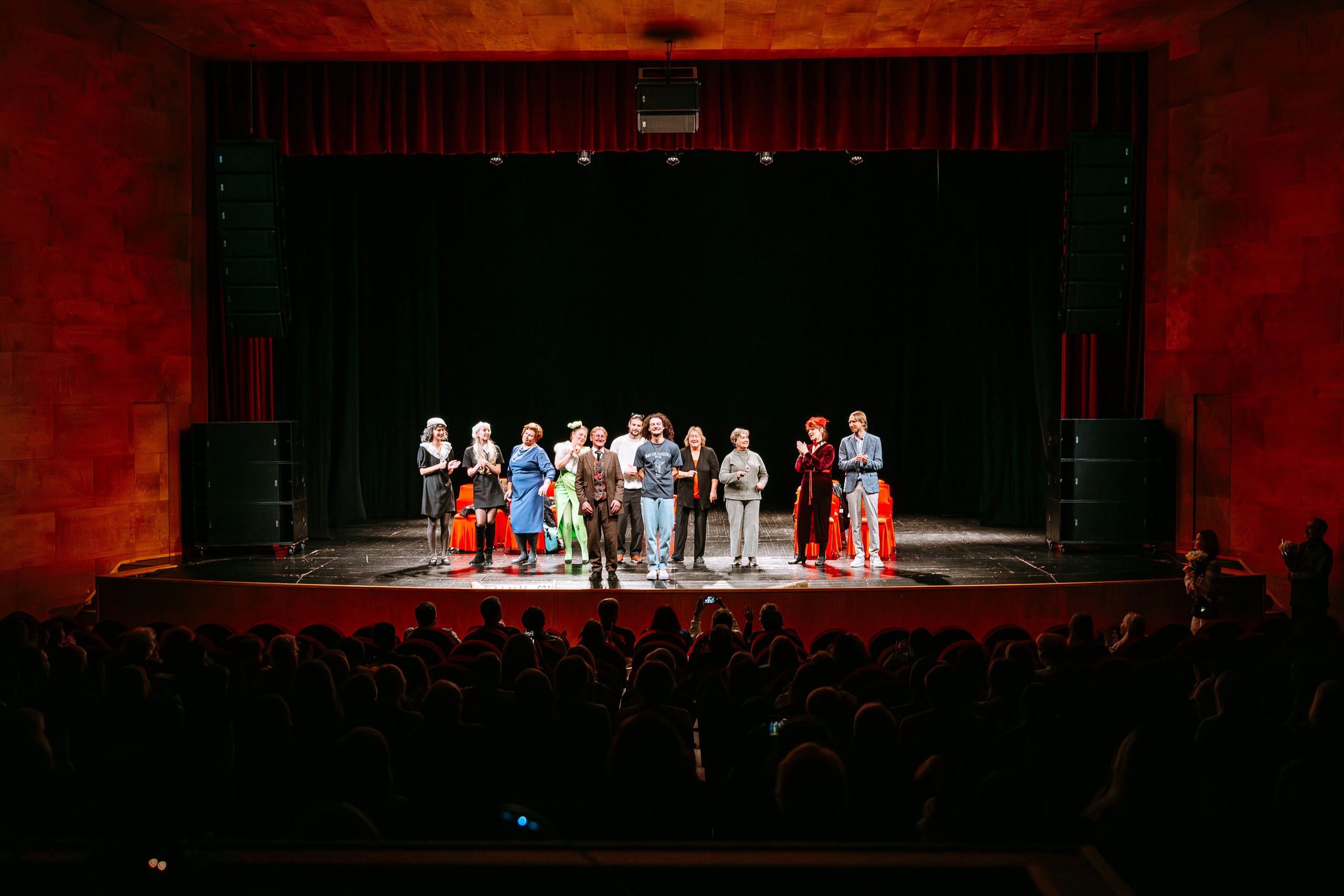 Garbo Teater „12 стульев“. Jelizaveta Gross - reportaaži- ja portreefotograaf Narvas