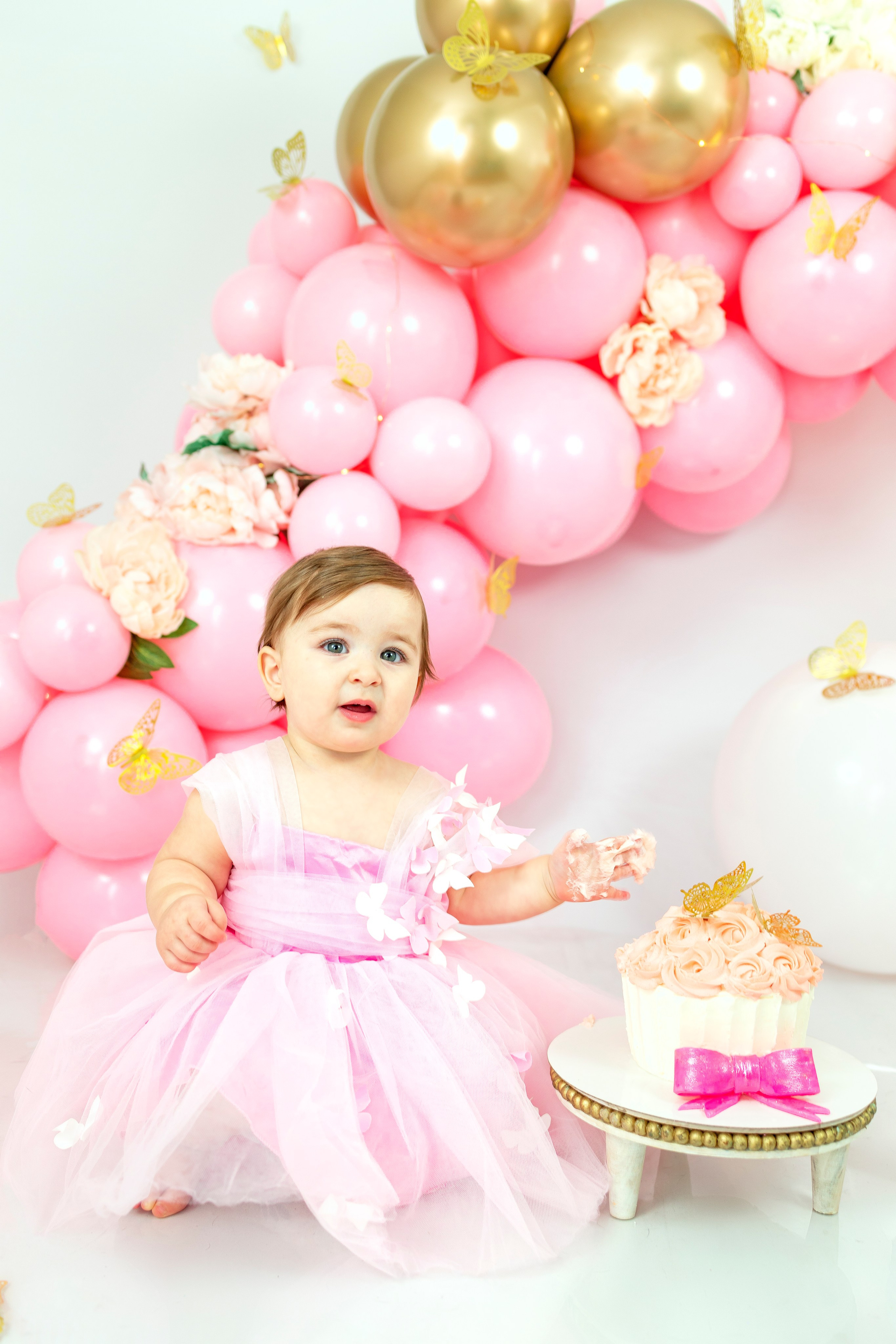 Smash cake. Anaeliseevaphoto.com