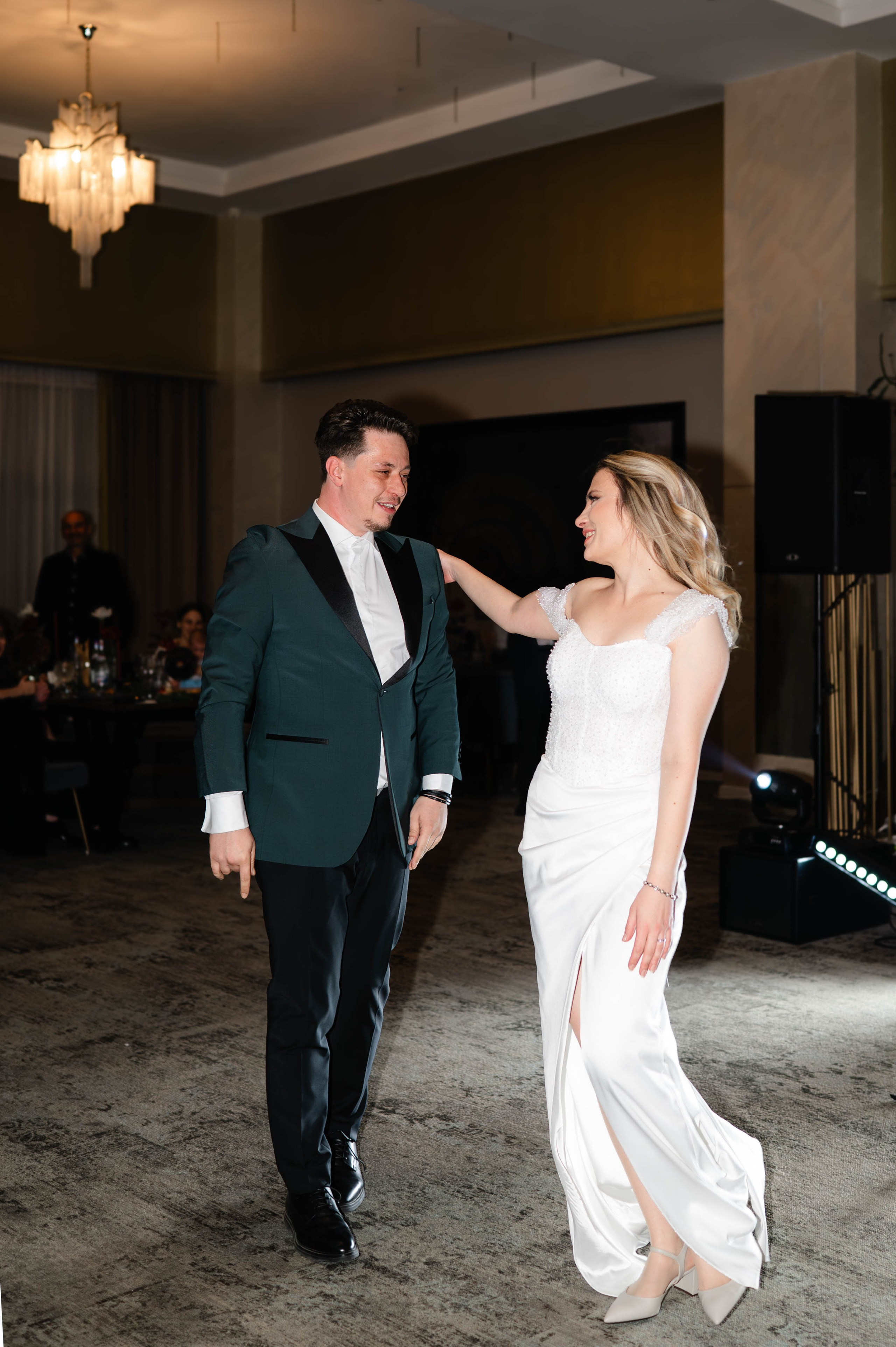 Cristina + Dan | Autumn Wedding. Alexandra Hanu Photographer