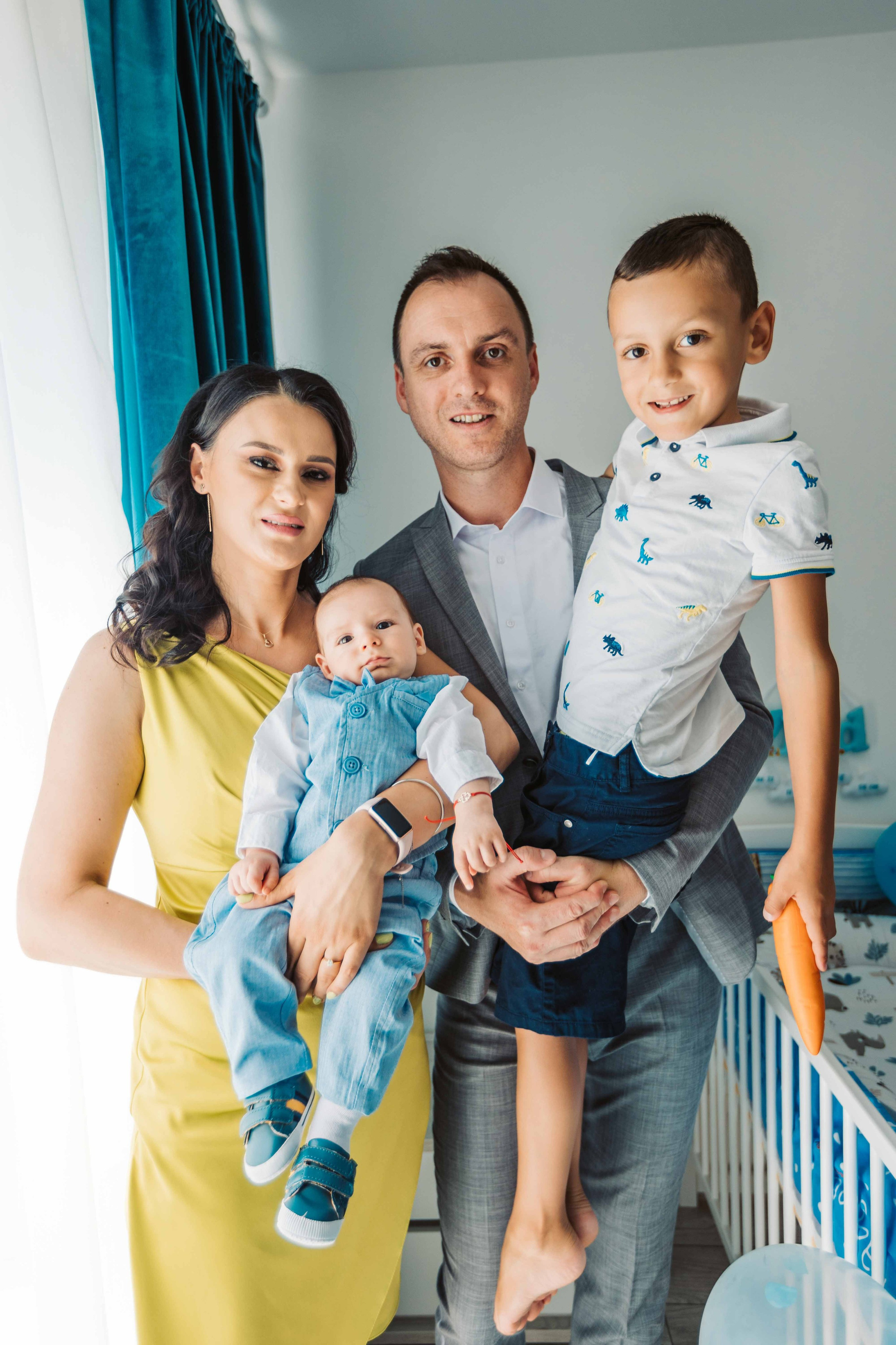 Botez Casian-Vlad. Contrast Studio