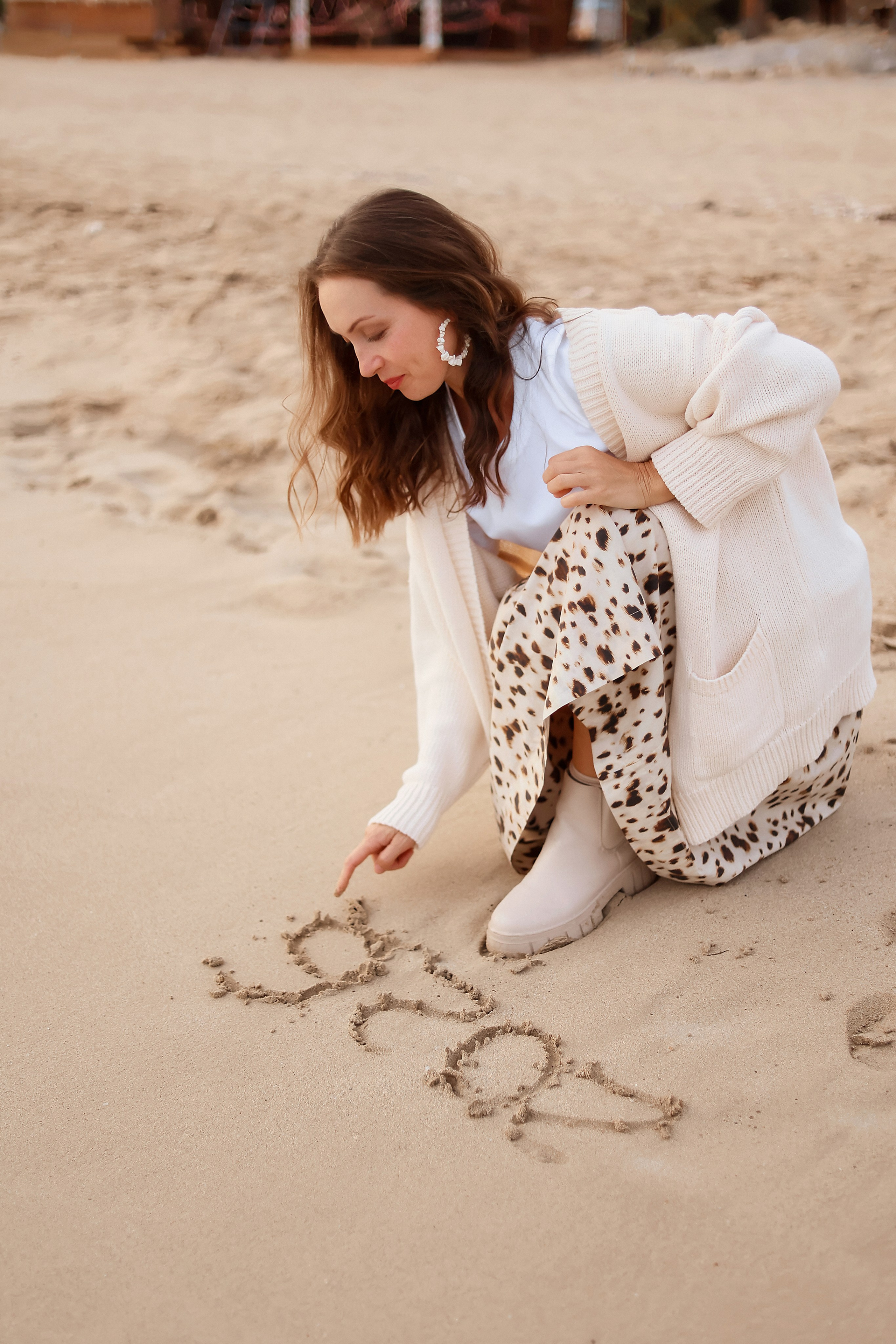 Фотосессия с собакой. Декабрь, 2024. Home
