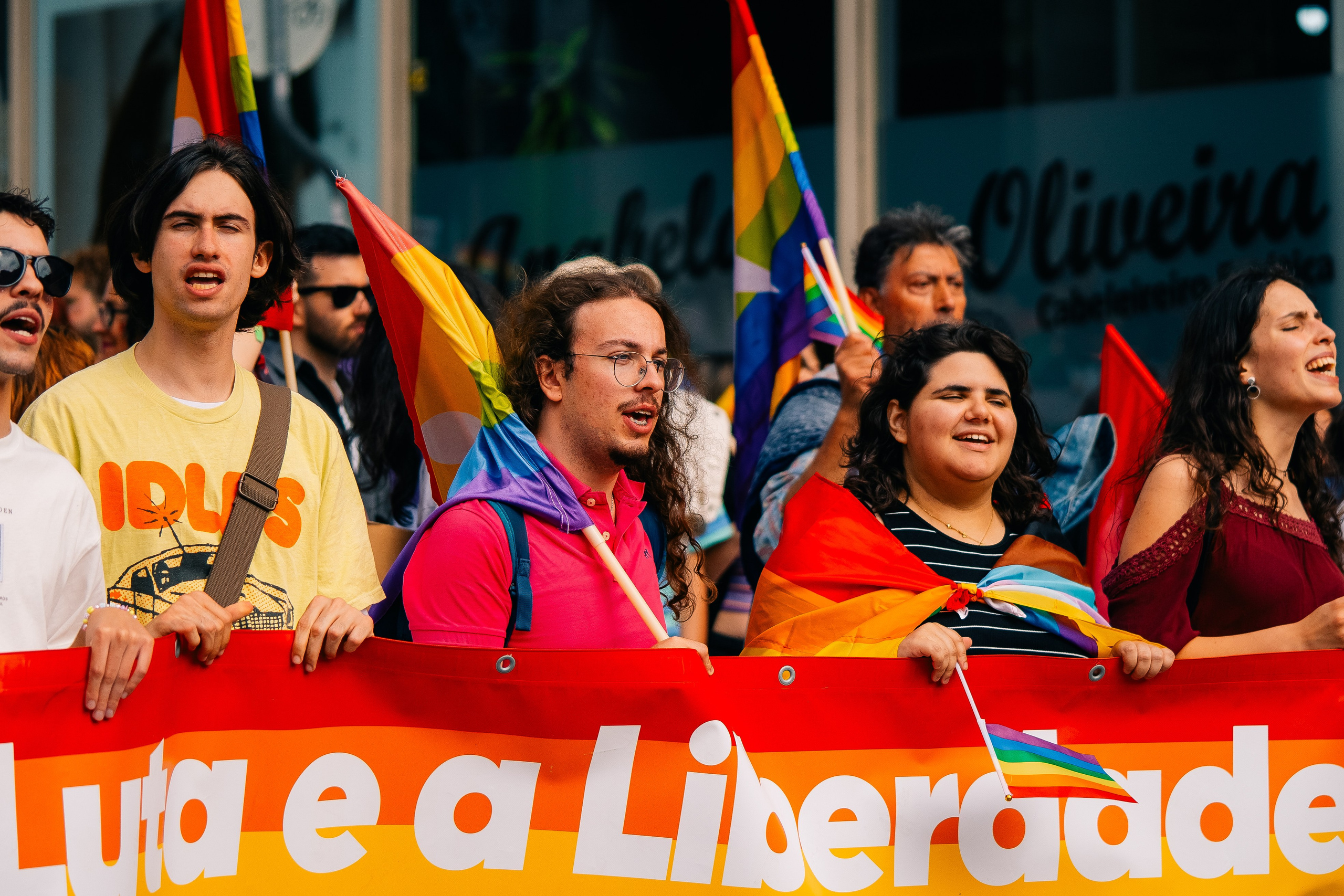 Porto Pride 2024. Мария Шер. Профессиональный фотограф в городе Порту, Португалия