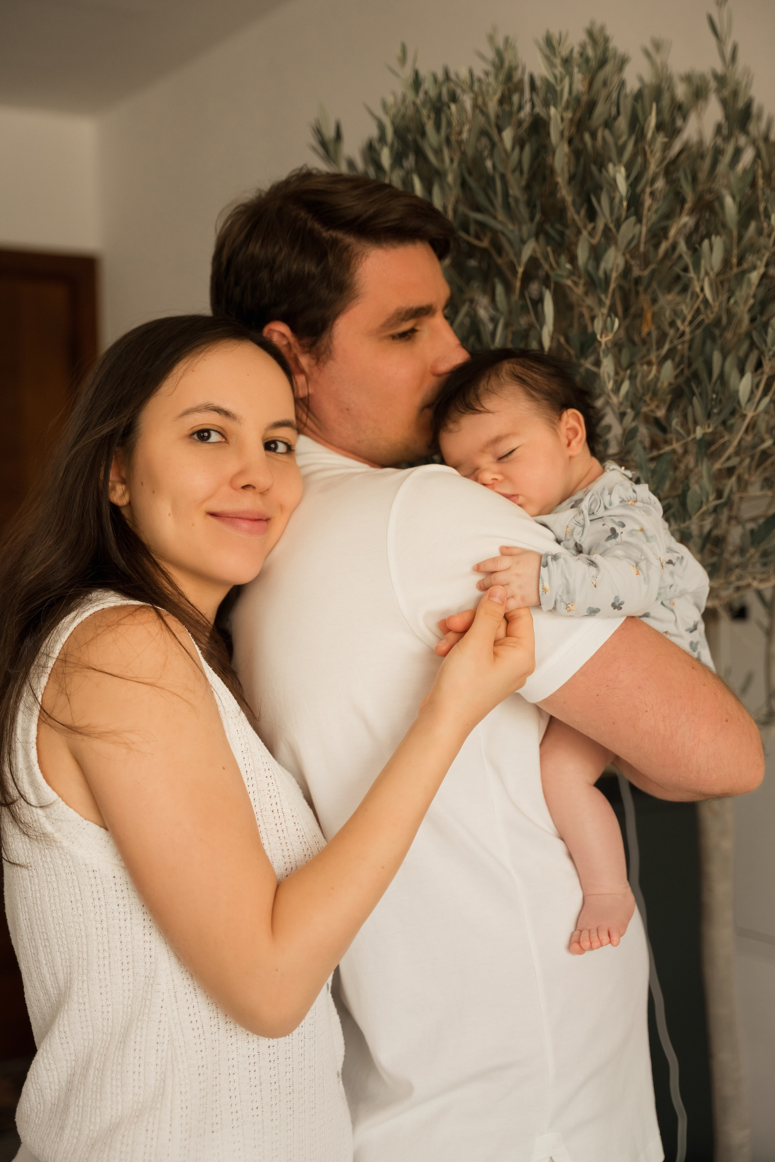 Our little family story. Angela Iakovleva — Family Photographer in Dubai