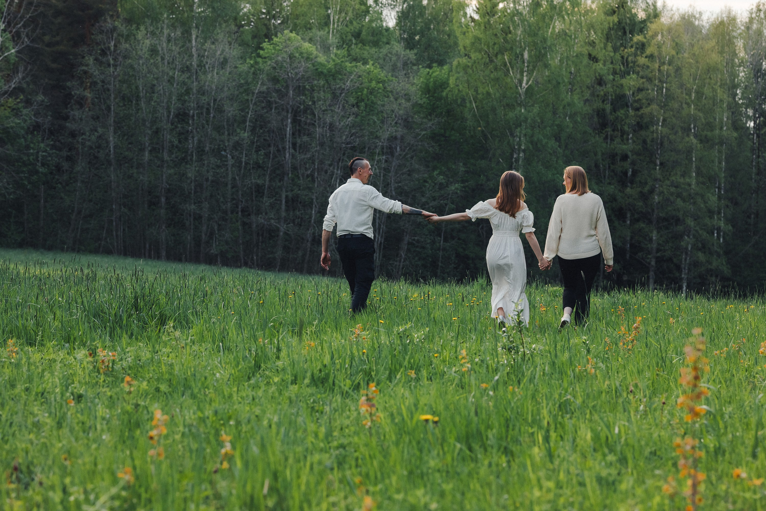 Haluan lahjaksi perhekuvauksen!. Valokuvaaja Lahti, Helsinki Elena Salonen