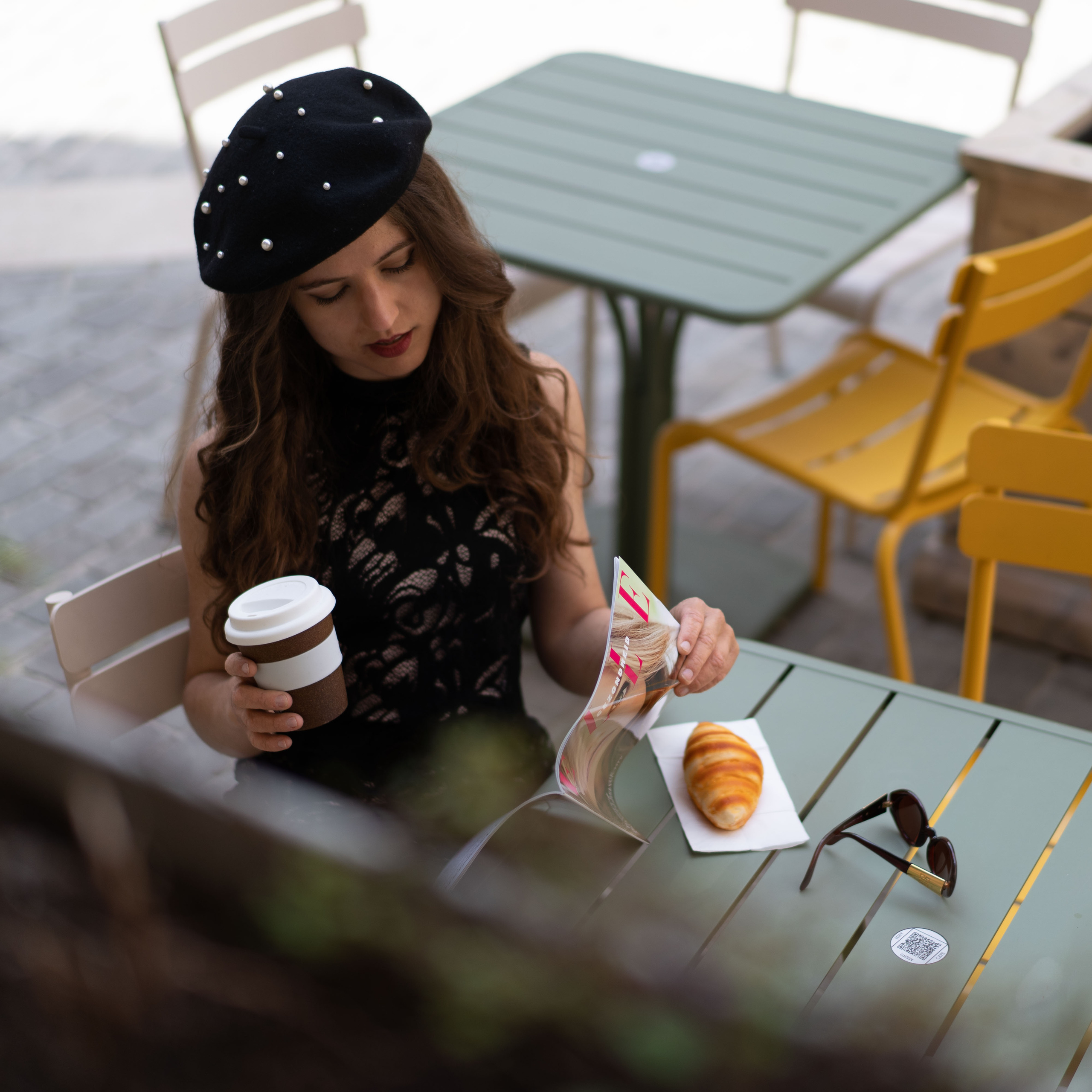 Little black dress / Gent. Tatyana Van Hedent een fotograaf te Zele, Oost-Vlaanderen