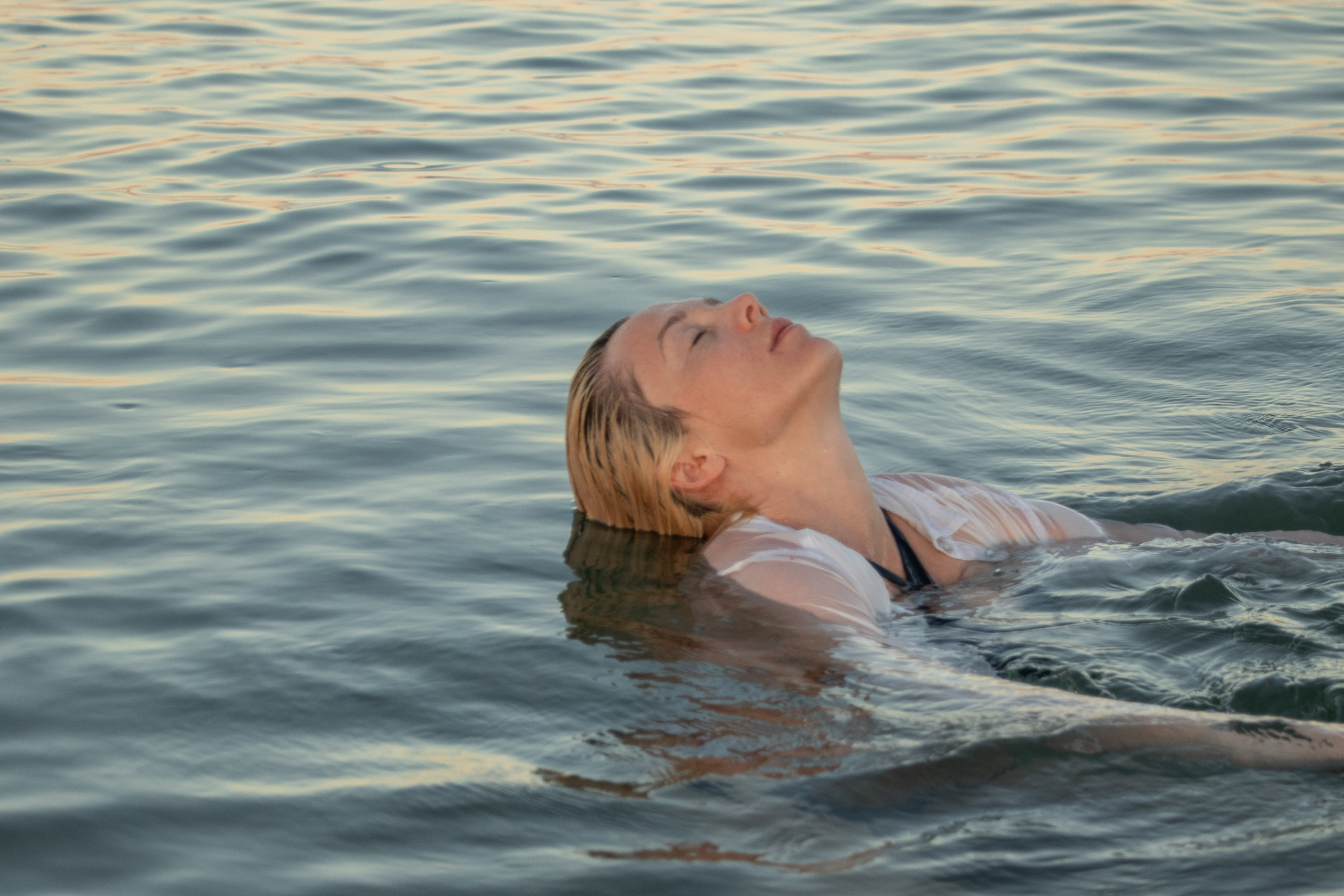 Beach photoshoot. Tatyana Van Hedent een fotograaf te Zele, Oost-Vlaanderen