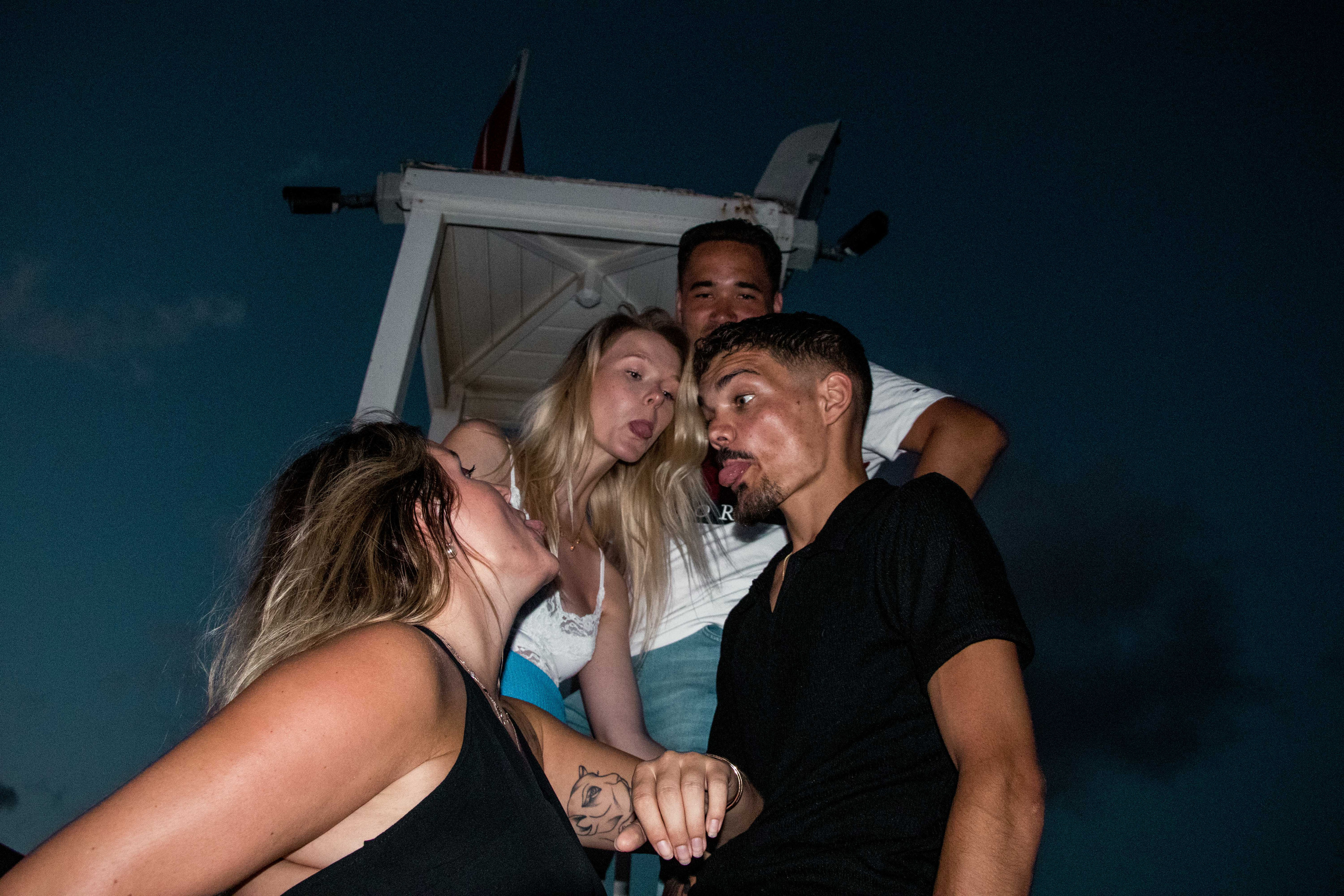 Friends. Tatyana Van Hedent een fotograaf te Zele, Oost-Vlaanderen