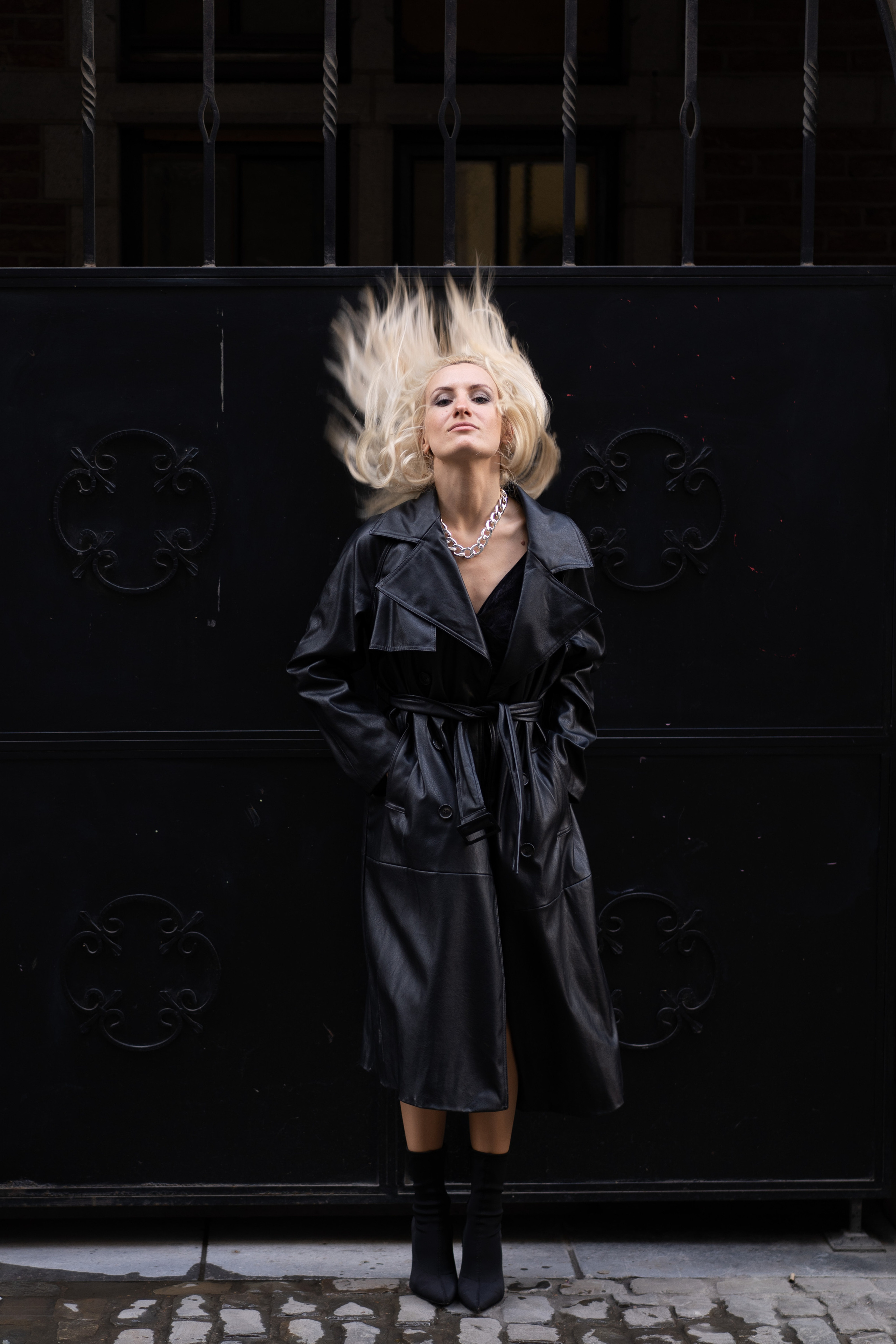 Little black dress / Brussel. Tatyana Van Hedent een fotograaf te Zele, Oost-Vlaanderen