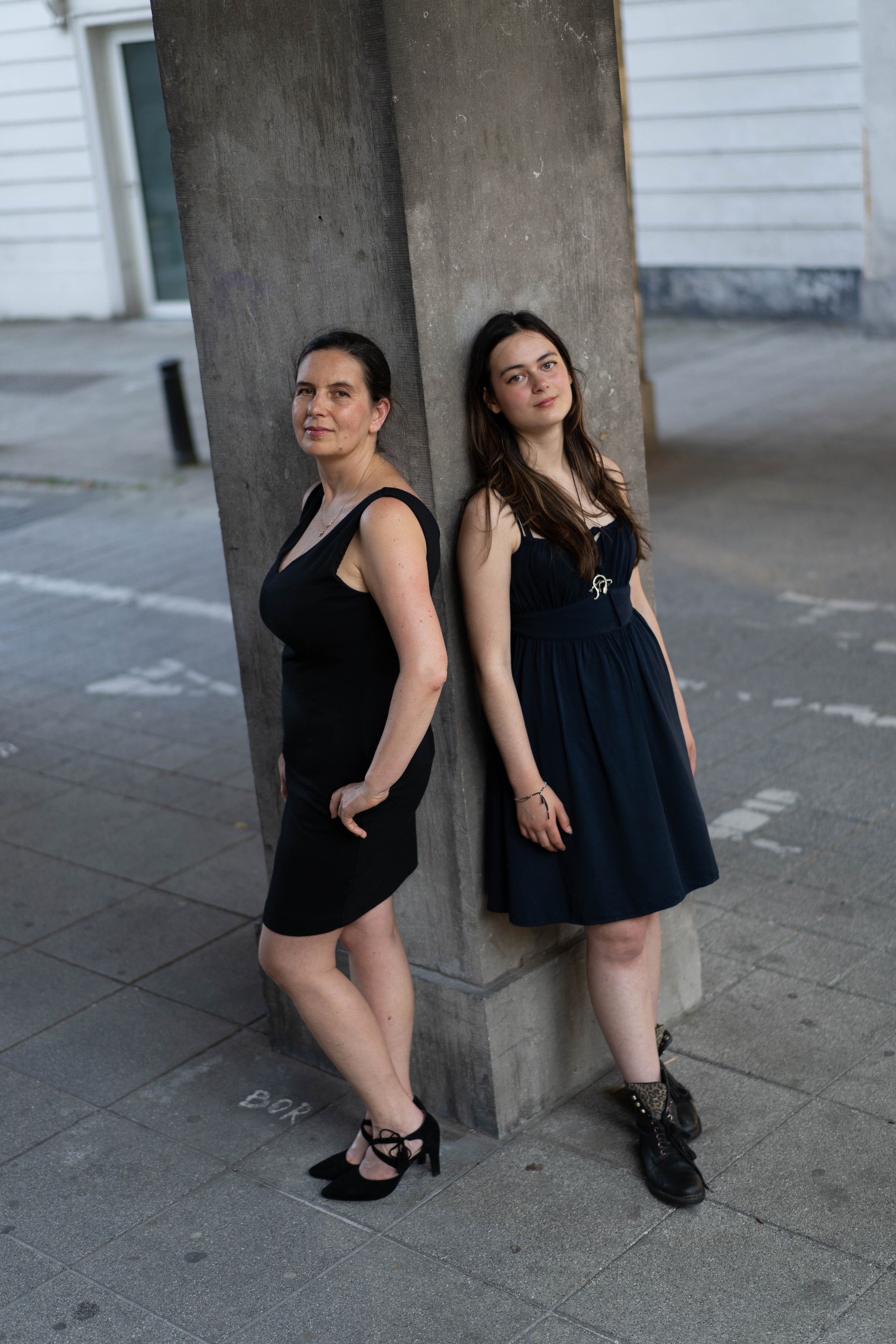 Olga & Juliette. Tatyana Van Hedent een fotograaf te Zele, Oost-Vlaanderen