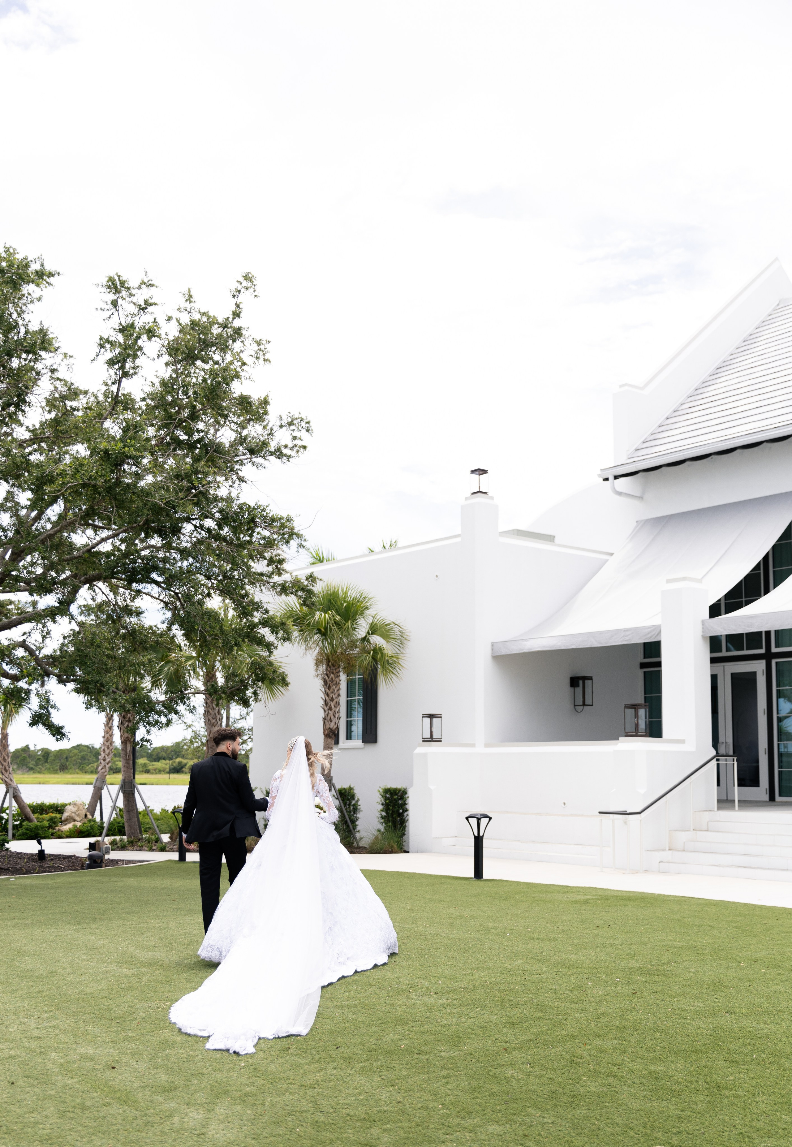 Love and Eugenii. North Port. Photographer Anastasia Nagibina