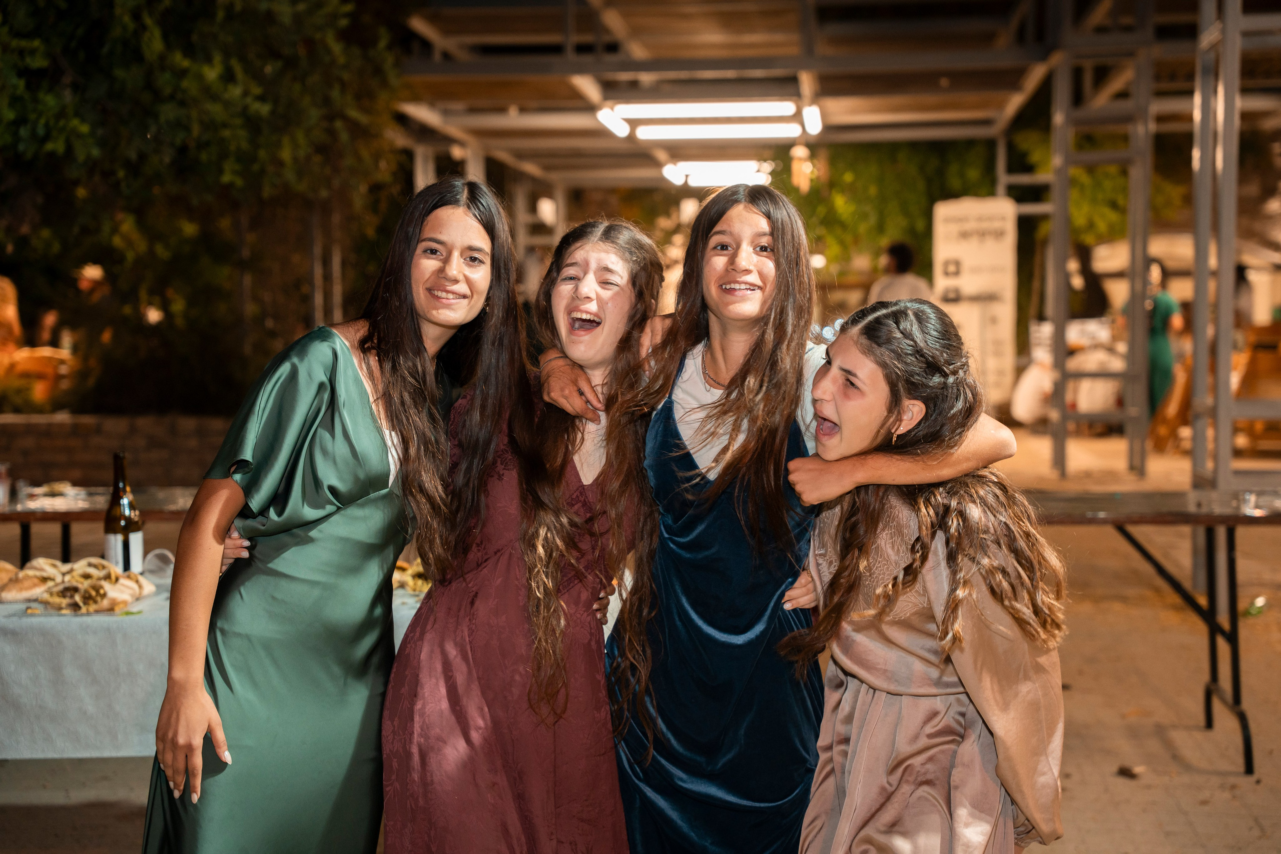 עדן ושלהבת. יוסף מזרחי צילום חתונה, ברית וזוגיות. צלם מקצועי שאוהב להוציא אתכם הכי יפים ברגעים הכי מרגשים