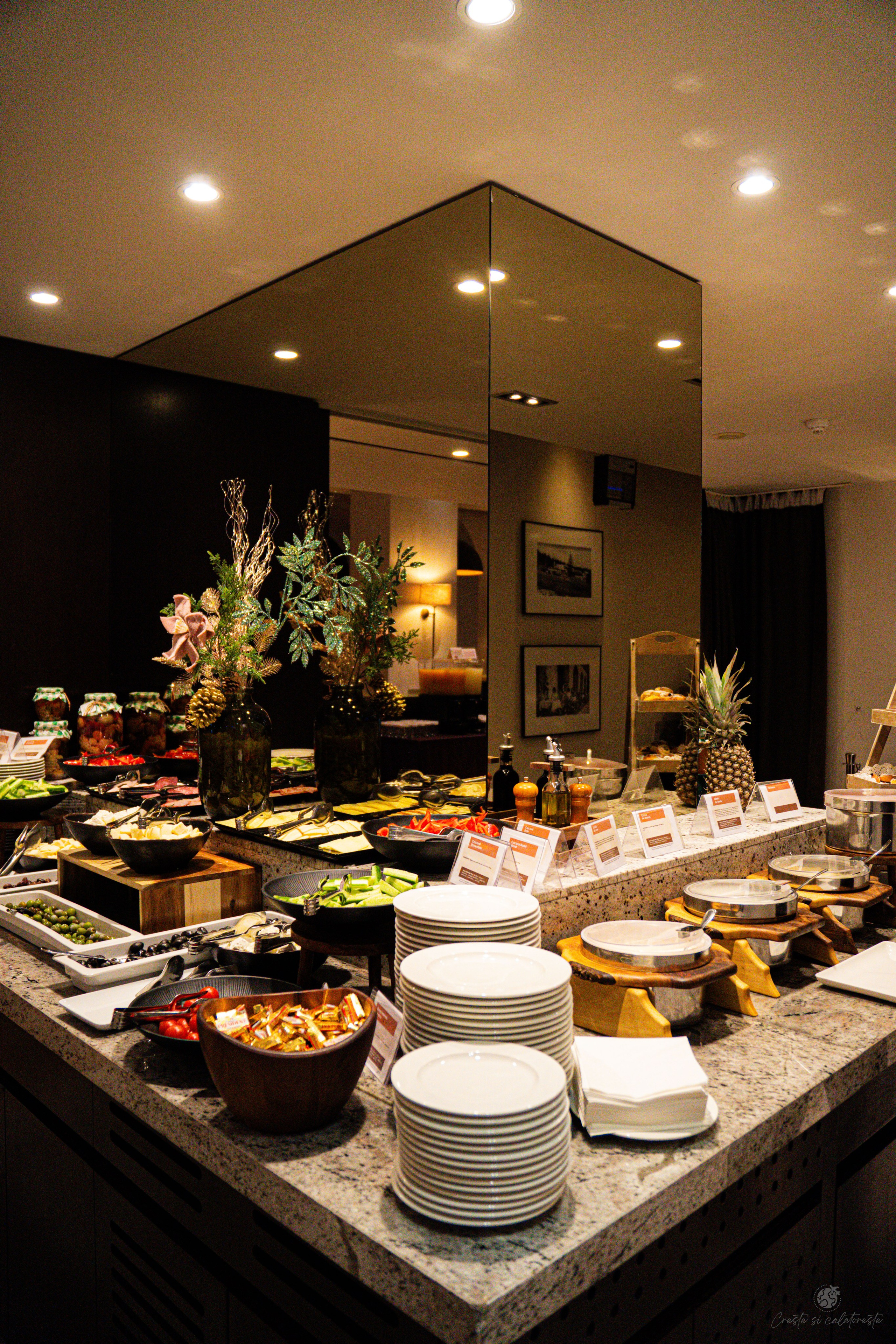 Ana Hotels. Creste si calatoreste