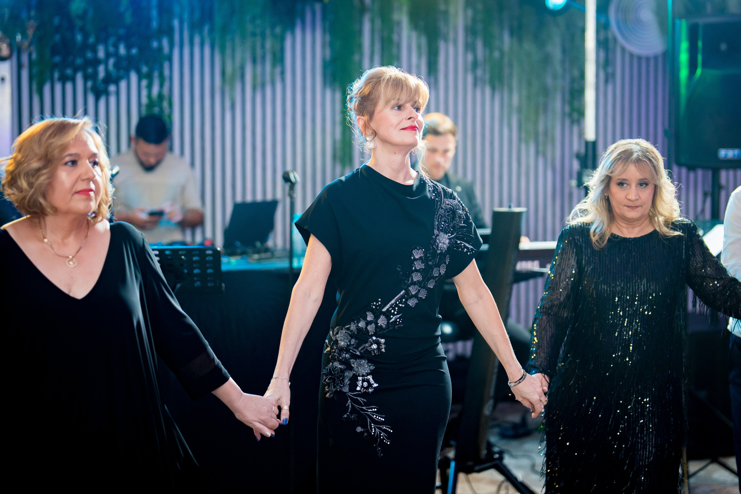 PARTY. Gabriel Florea — Fotograf nuntă București