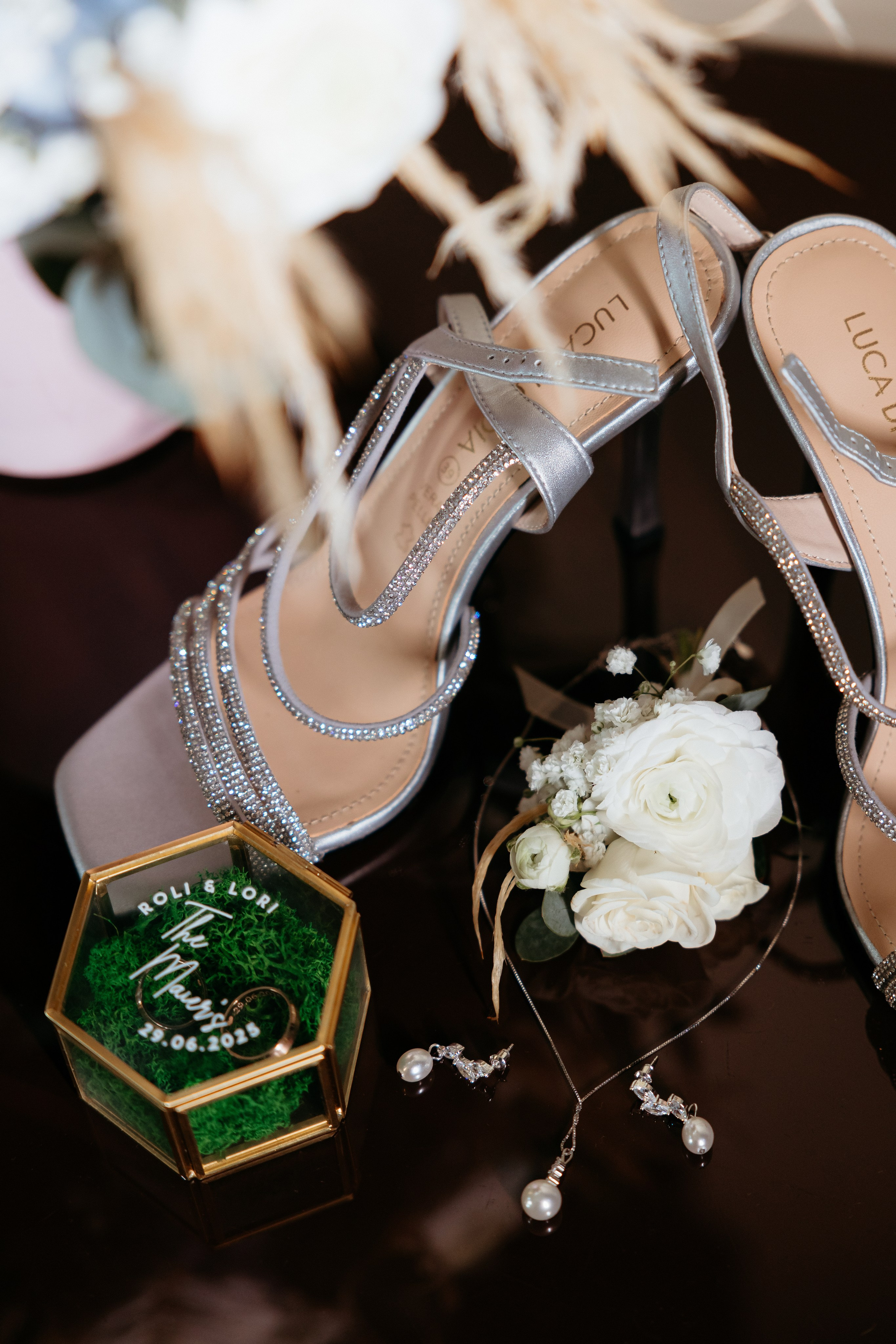 Roly & Lory. Wedding Photographer in Transylvania | Grozav Media