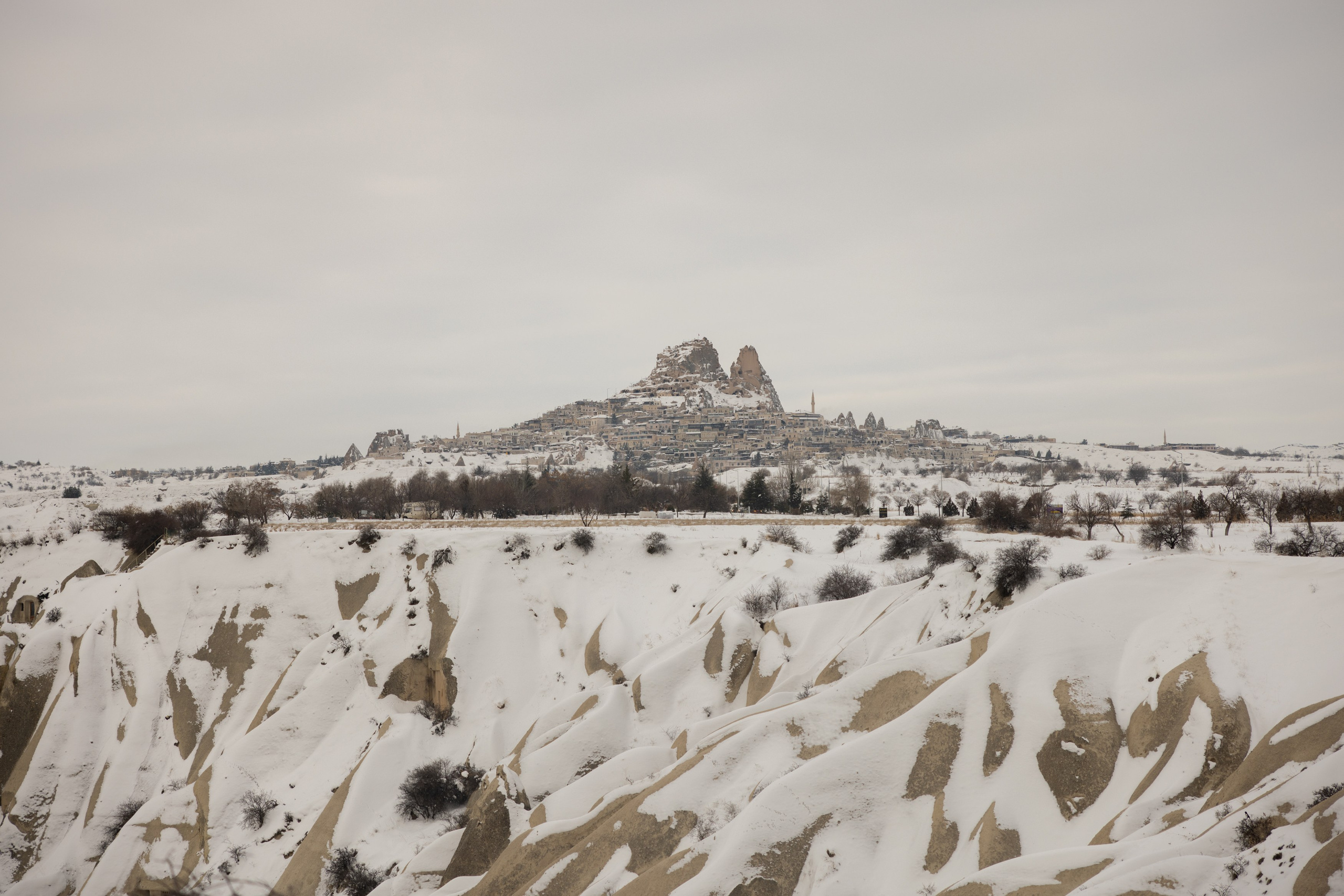 Dina. Julia Ganch I Fashion Wedding Photography I Cappadocia Turkey
