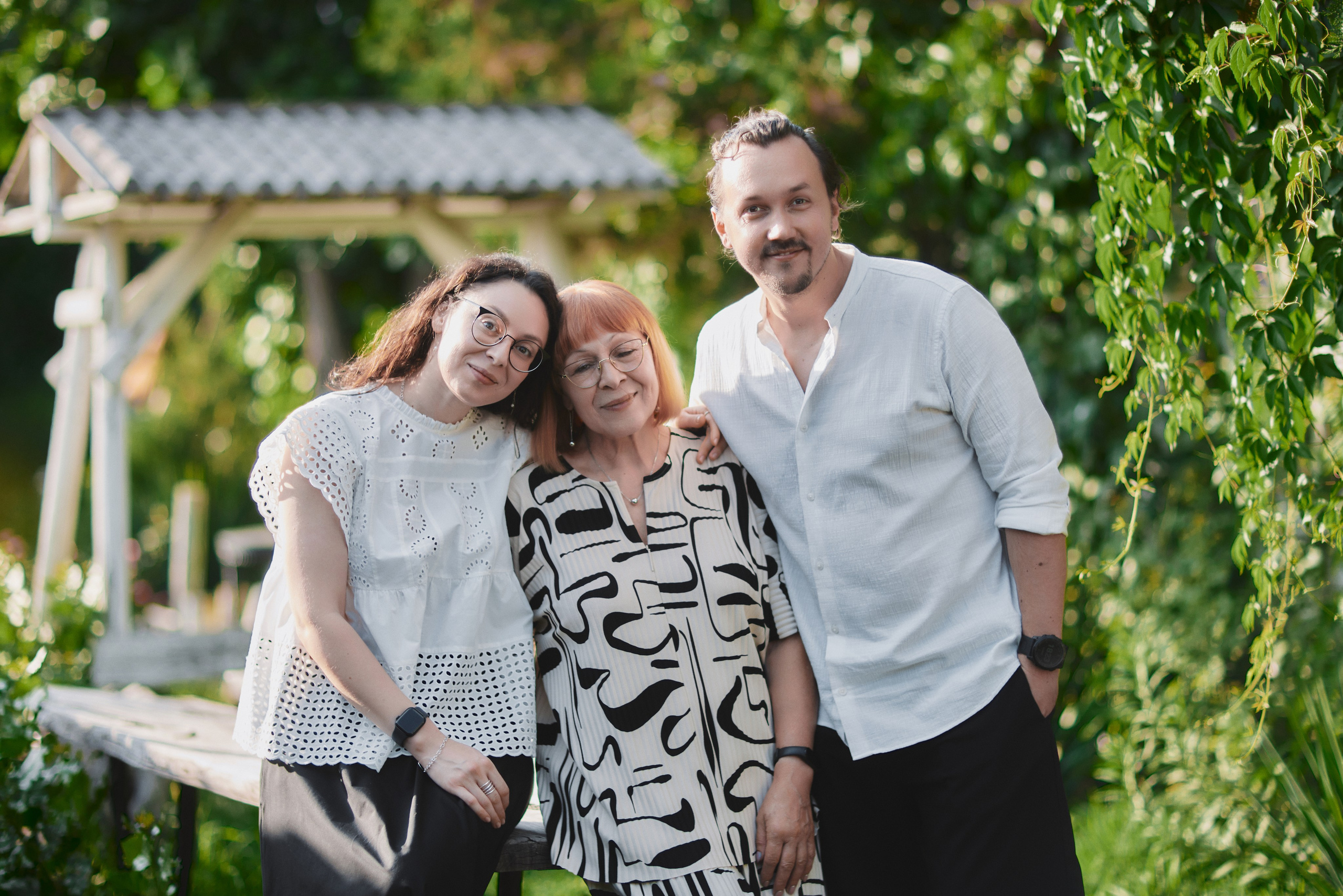 Большая Семейная Фотосессия Вартанова – Ваш Семейный Фотограф в Бишкек. Валерия Вартанова. Фотограф