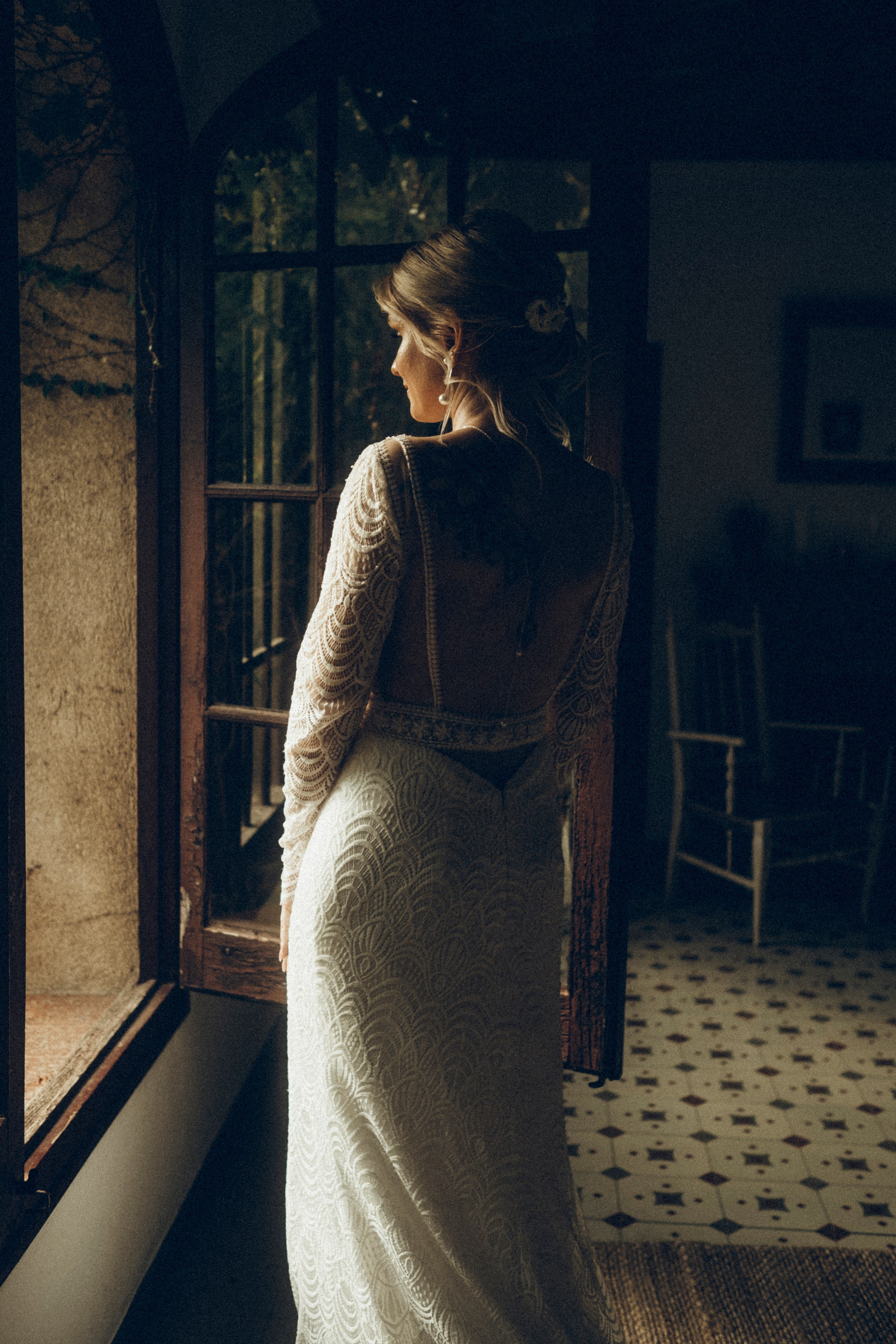Nadezhda & Dmitry. Masia Mas Coll. Paola wedding photographer / videographer in Barcelona