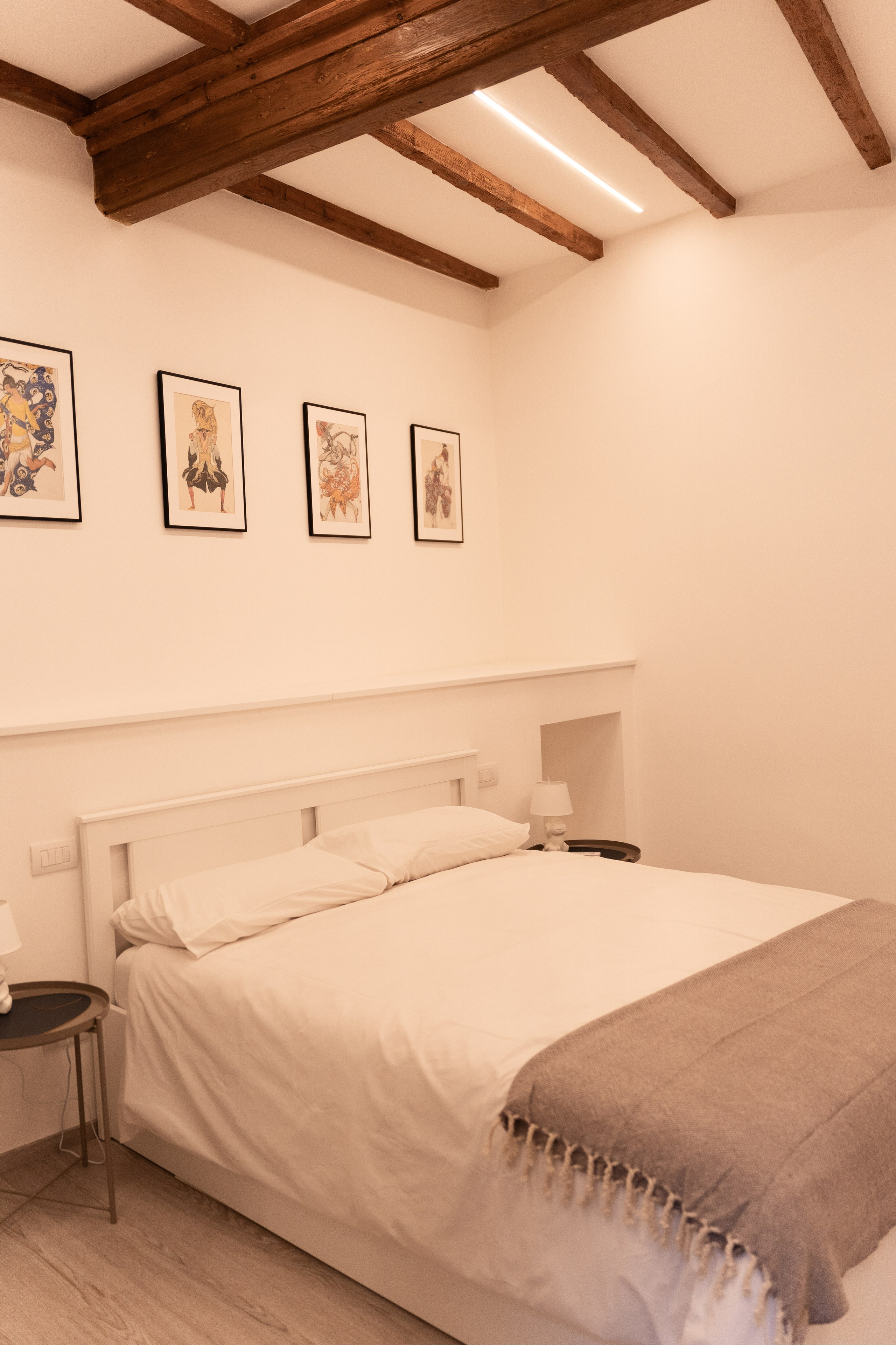 Lake Maggiore apartment. PHOTOGRAPHER IN ITALY