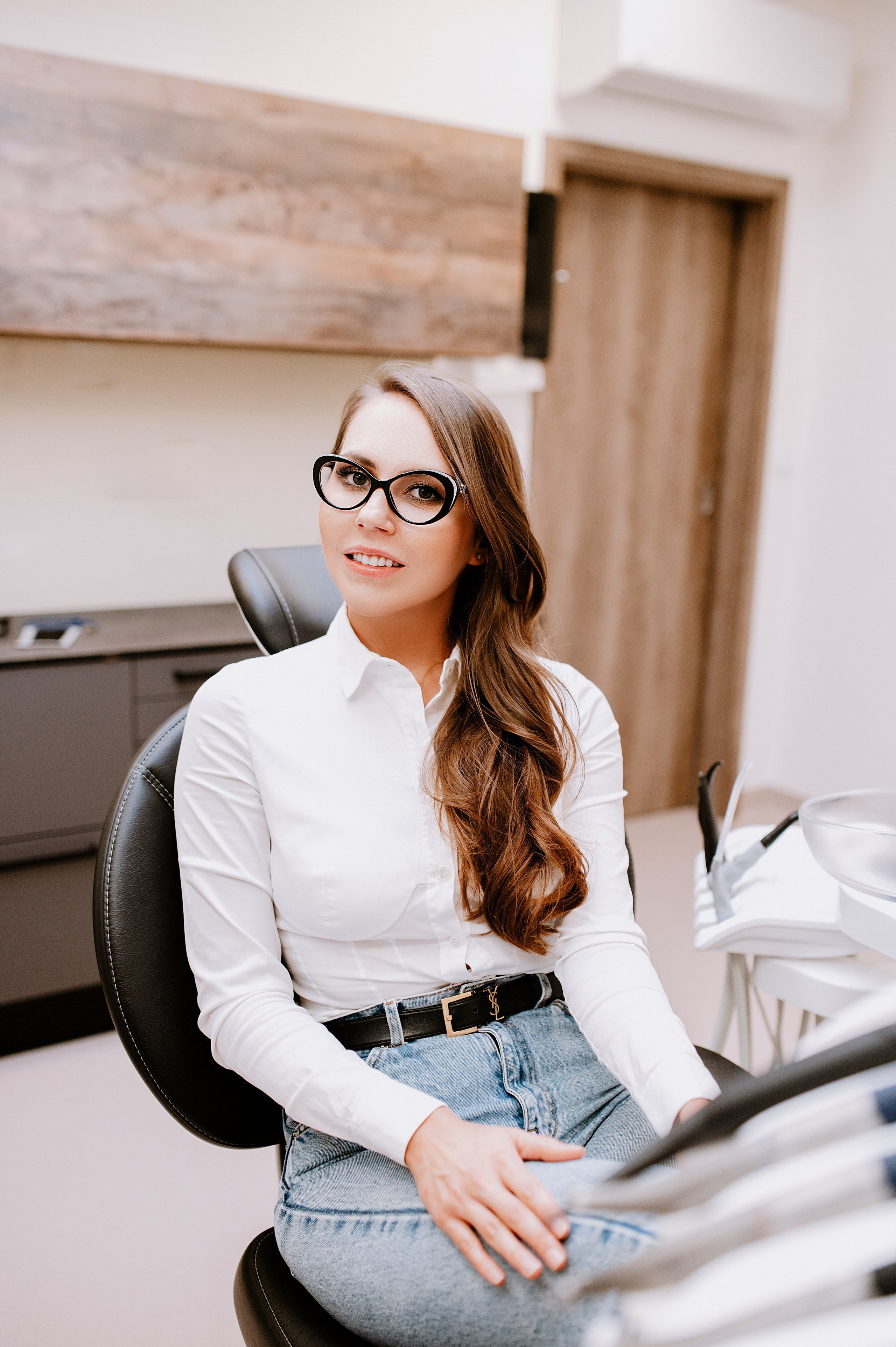 EDClinic dentistry in Prague. ANNA-MARIA PHOTO CONTENT CREATOR — фотограф, эстет, художник и визуальный эксперт в Instagram, работающий в Праге