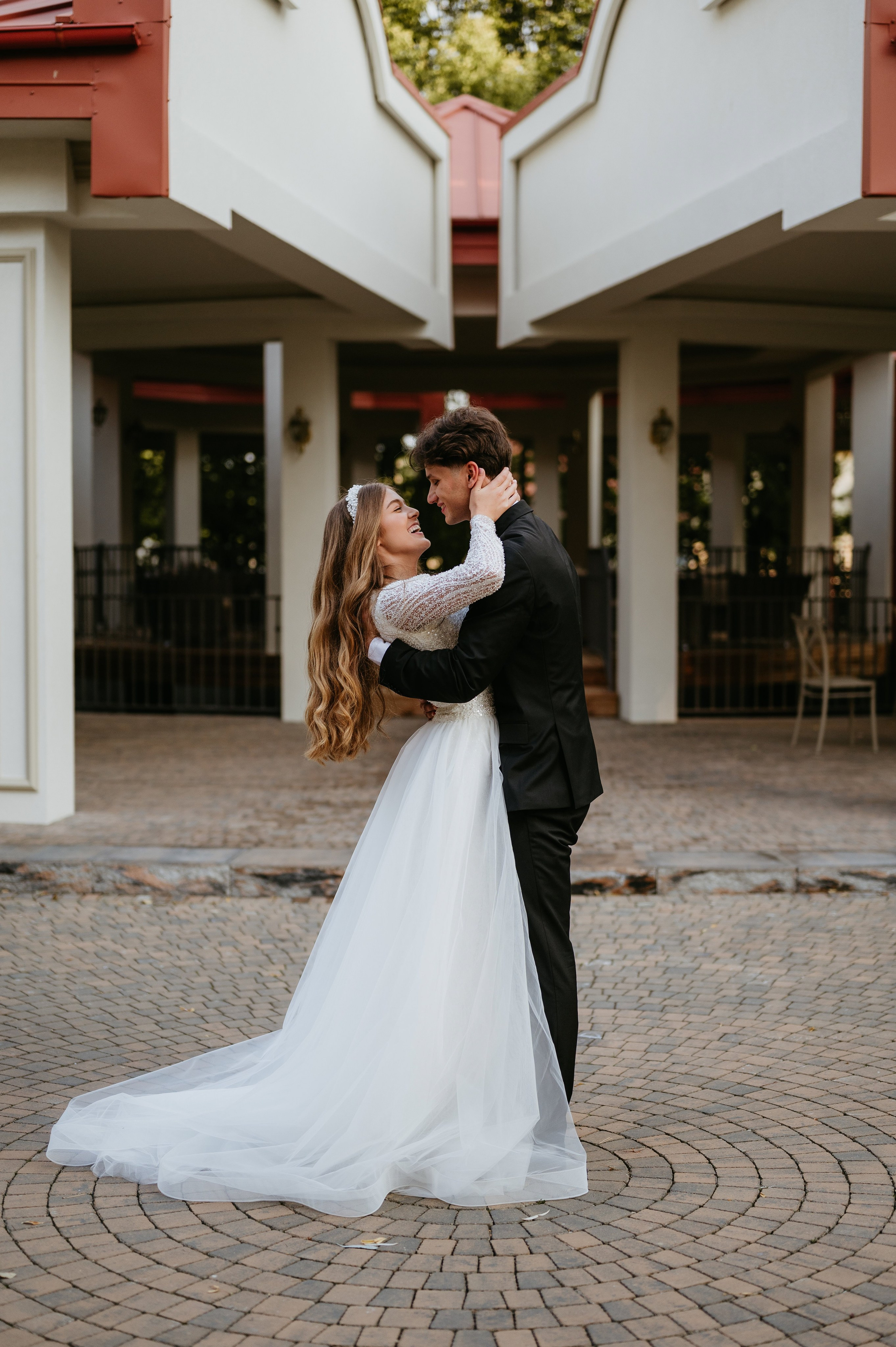 Cornel si Elisa. Valentin Melen - fotograf de nunta 🤍