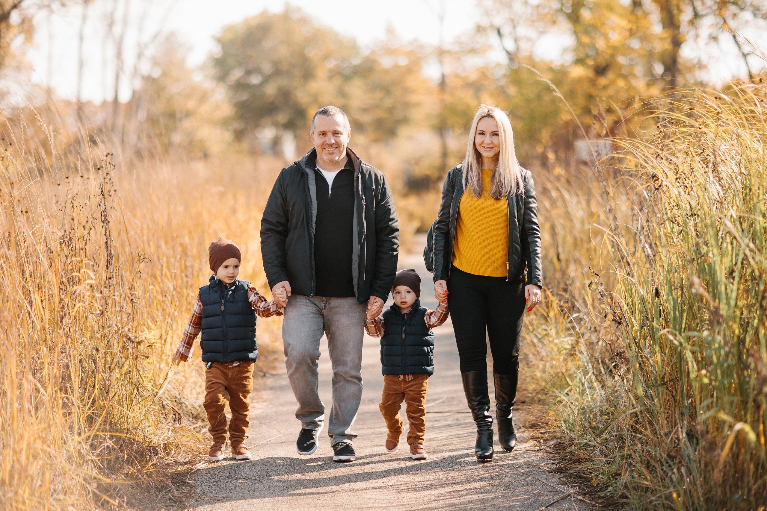 10.21.23 Family Photoshoot. Wedding family event photographer in Chicago Nick Yushevich