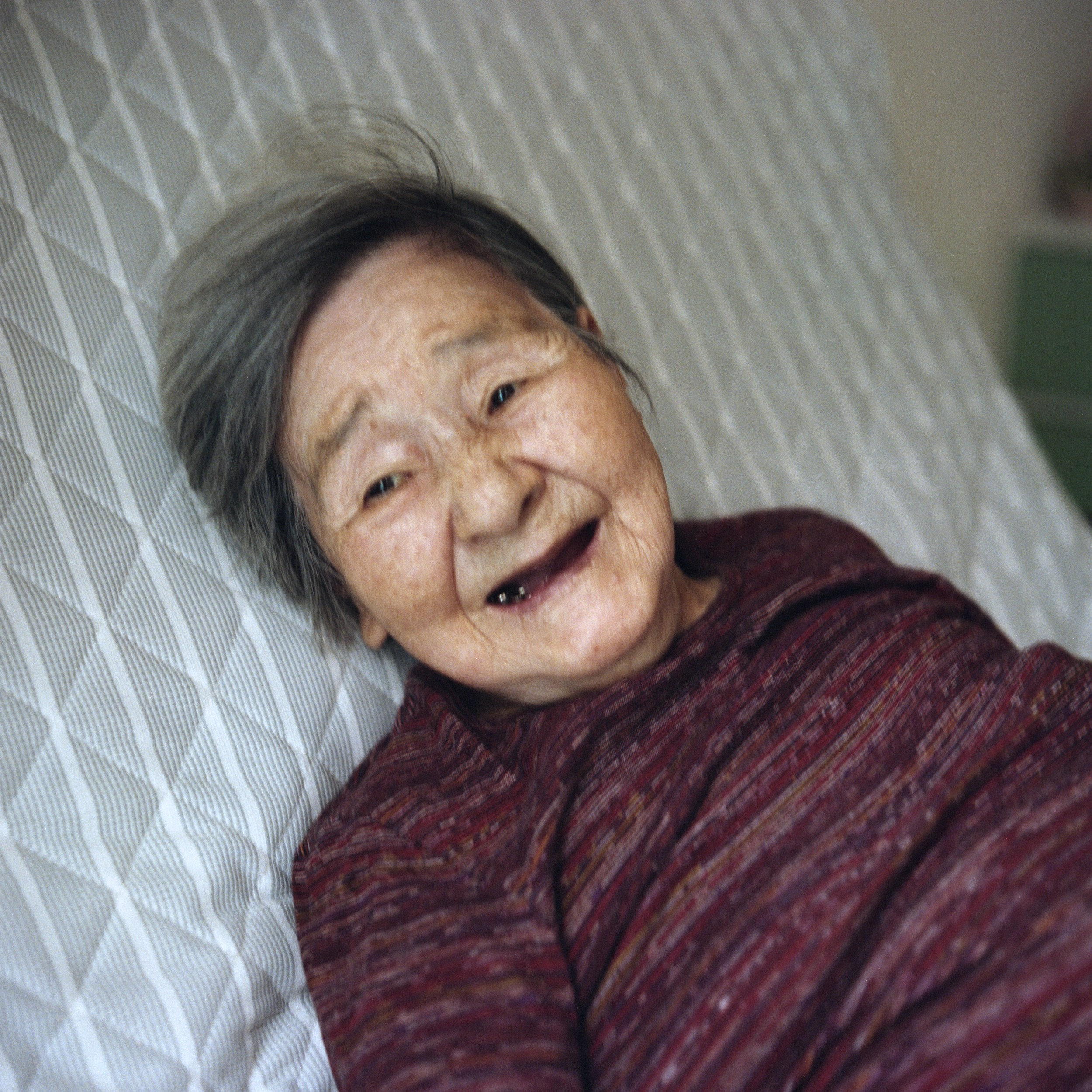 祖母とのヴァナキュラー. MT