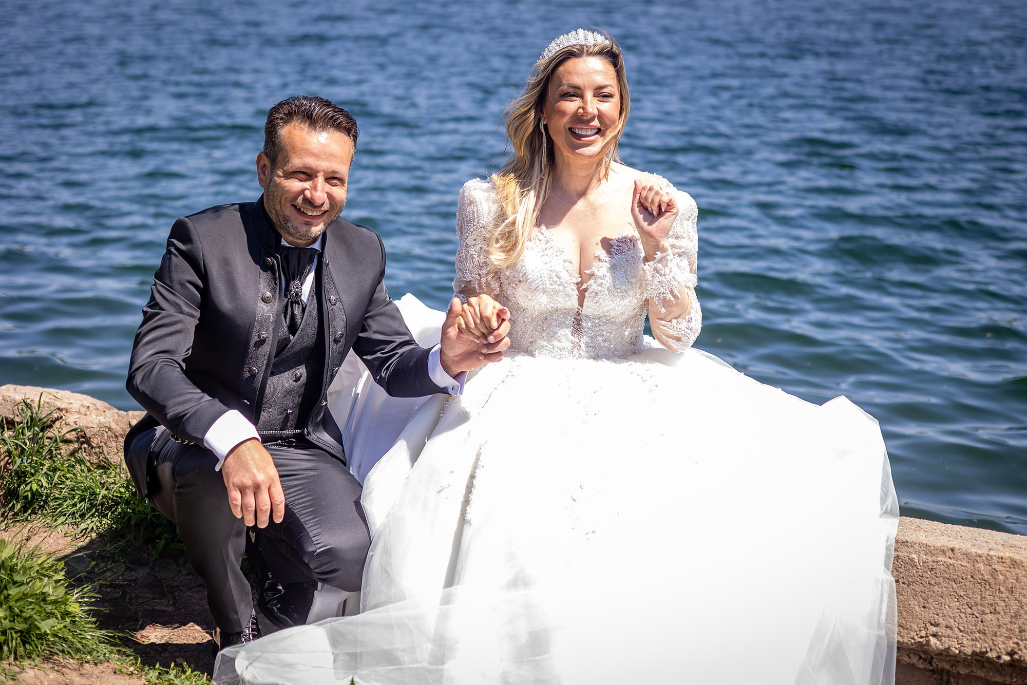 „Trash the Dress – ședință foto după nuntă”. Fotograf nuntă, portrete și evenimente București | Eduard Foto