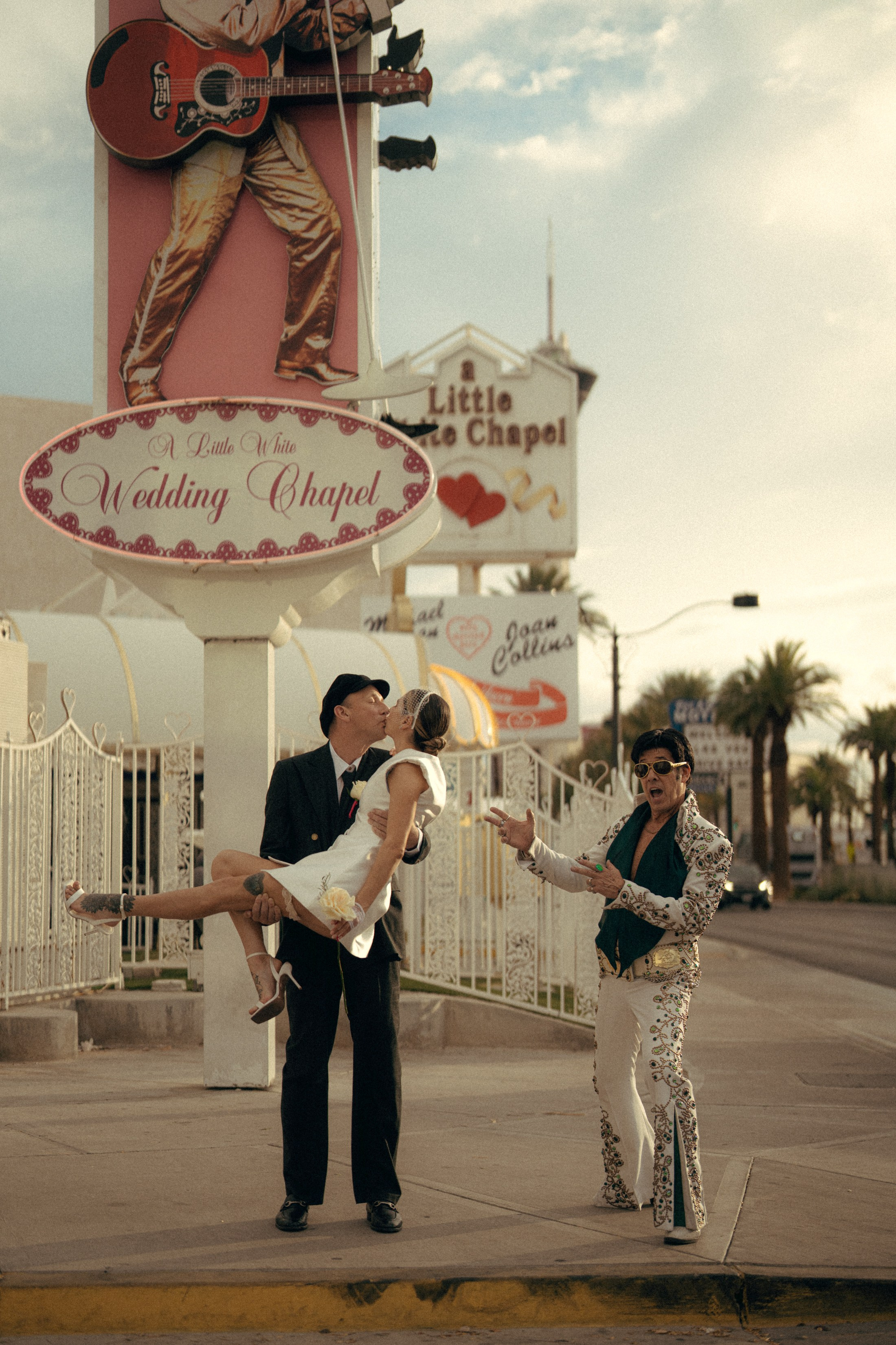 TANA&PAUL. Wedding & elopement photographer Viktoriya Kravtsov. Las Vegas