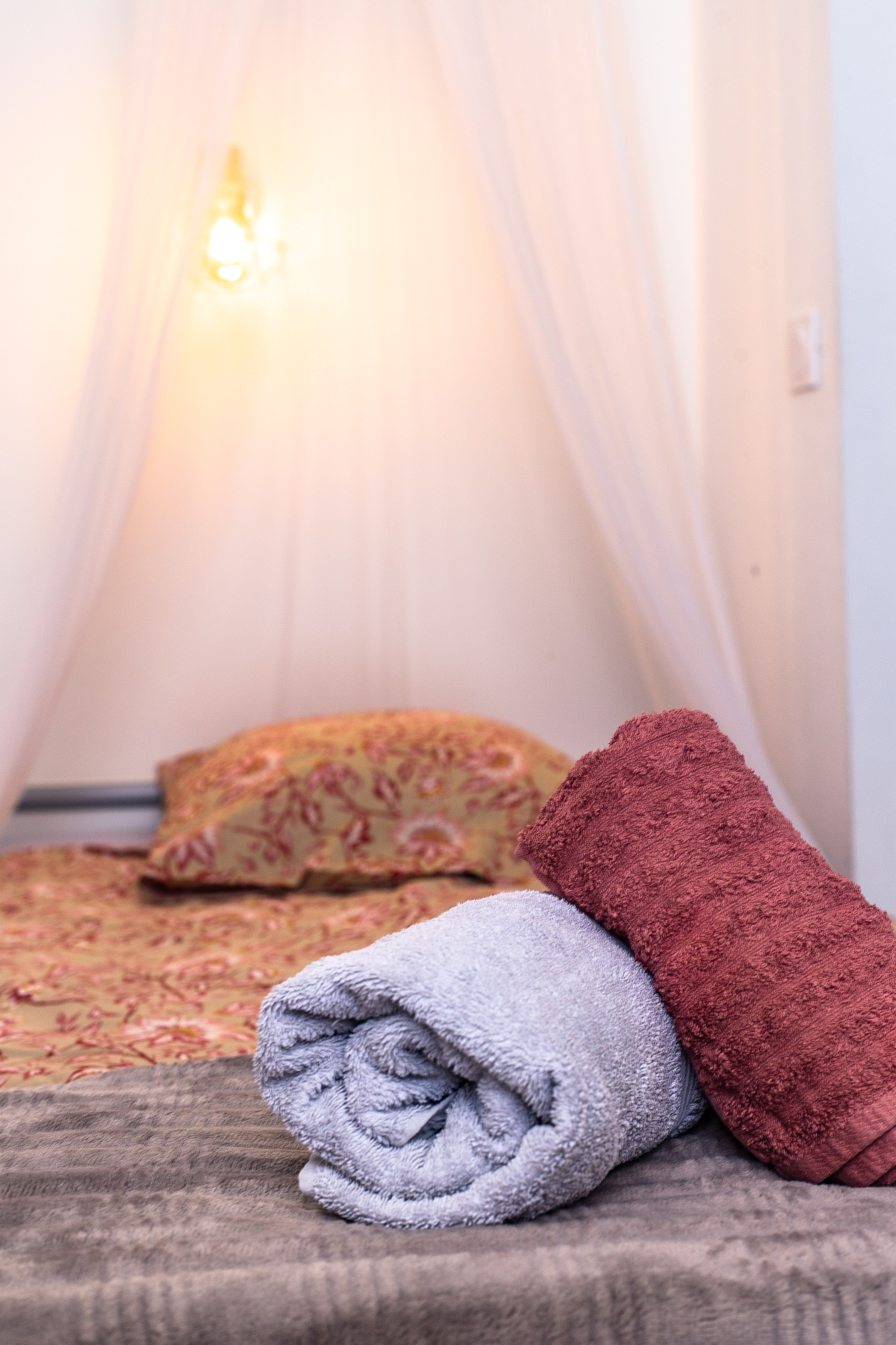 Photographie immobilière professionnelle – Location saisonnière | Happy NB – Vienne (86). Photographe professionnelle à Poitiers, Tours et Châtellerault | Studio photo entre Poitiers et Tours – portraits, familles, entreprises, ma