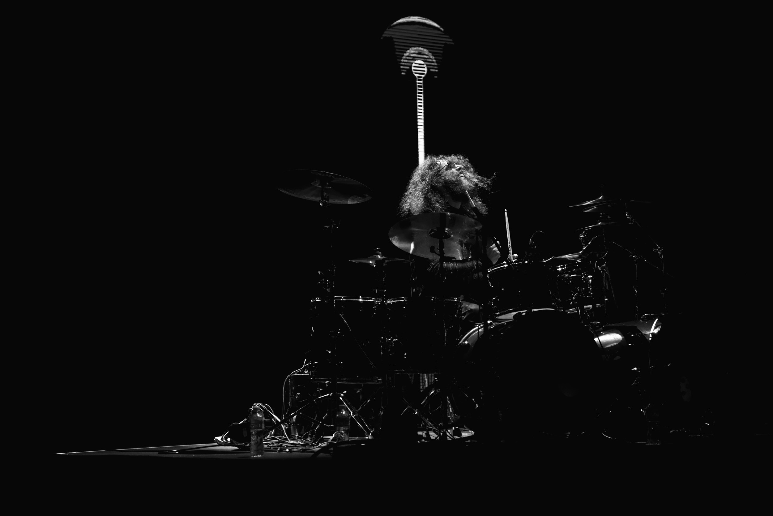 Photoshoot from rock B2band performance at Coca-Cola Arena, Dubai. Sergio Russo — TOP Wedding Photographer in Dubai