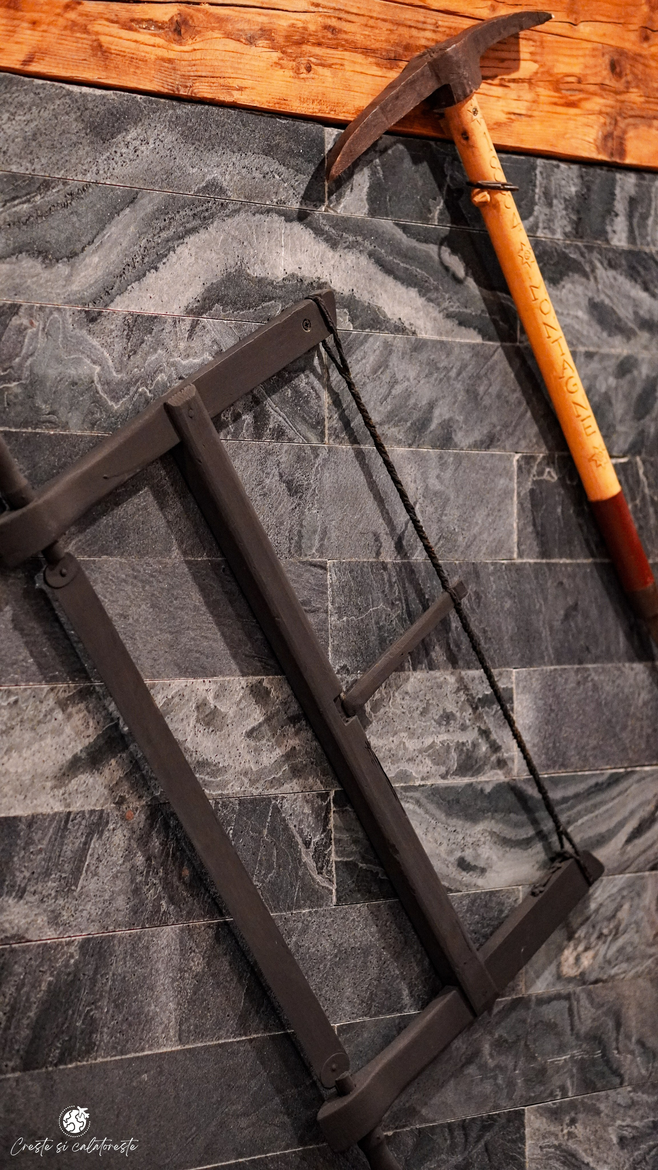 Bransilvania. Creste si calatoreste