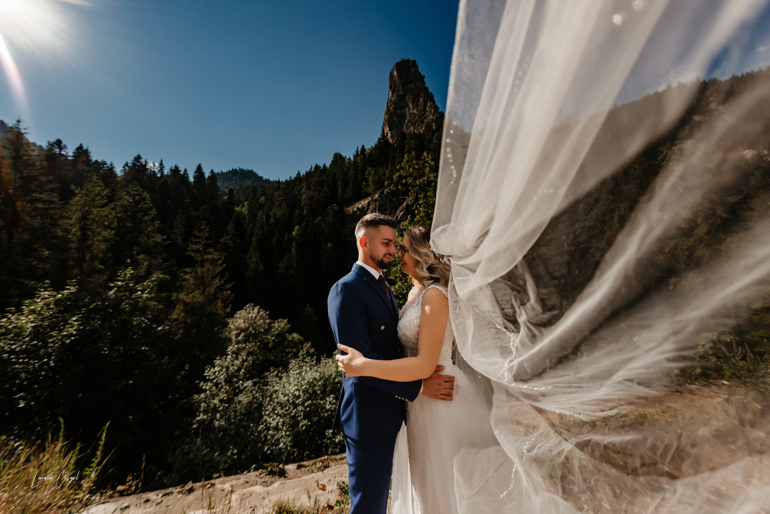 Fotograf de Nuntă Profesional — Fotografie Jurnalistică și Clasică pentru Amintiri de Neuitat. Fotograf de nuntă, corporate, botezuri, majorate și aniversări Roman, Lucaci Cornel