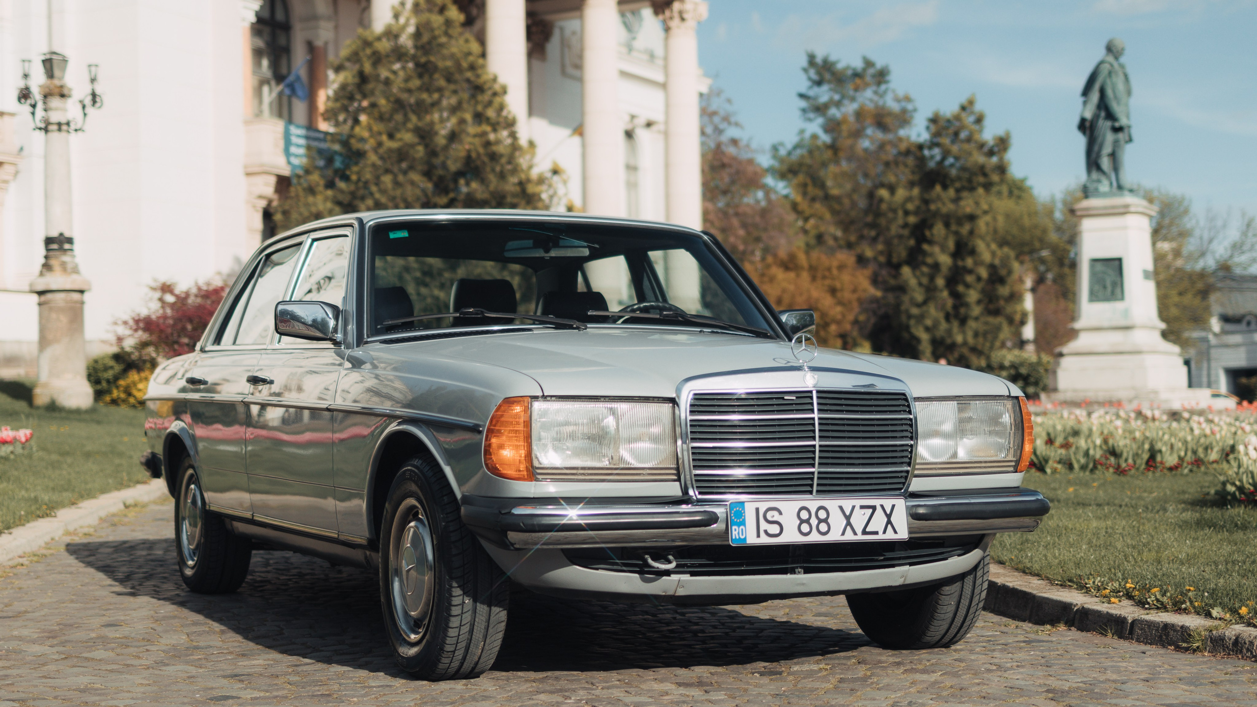 Cars and roads. Fotograf Videograf Evenimente Iași - Storytelling, Business, Albume Absolvire