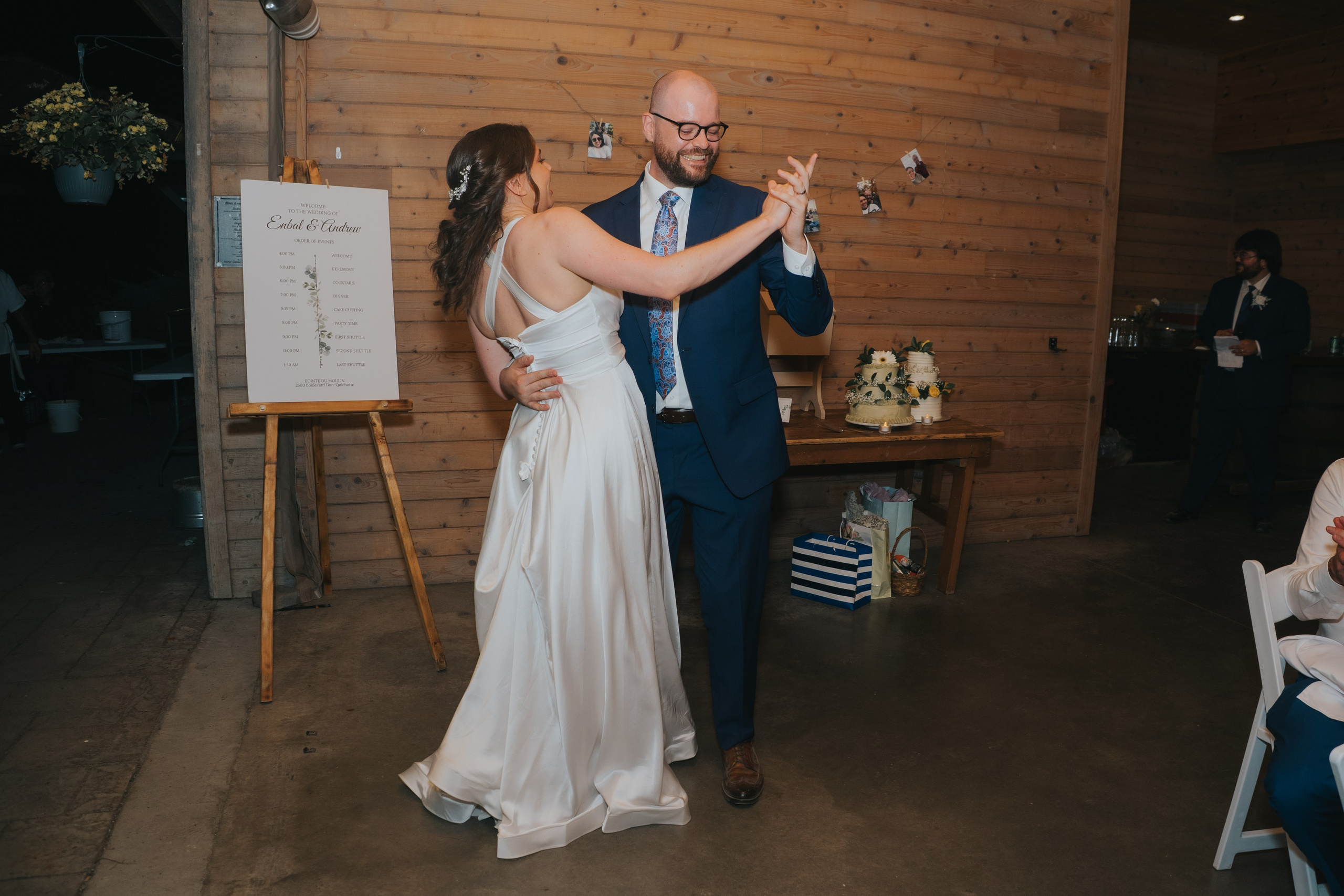 Wedding of Enbal & Andrew in Montreal, Quebec. Wedding and Family Photography Montreal Muriel Oe Photo