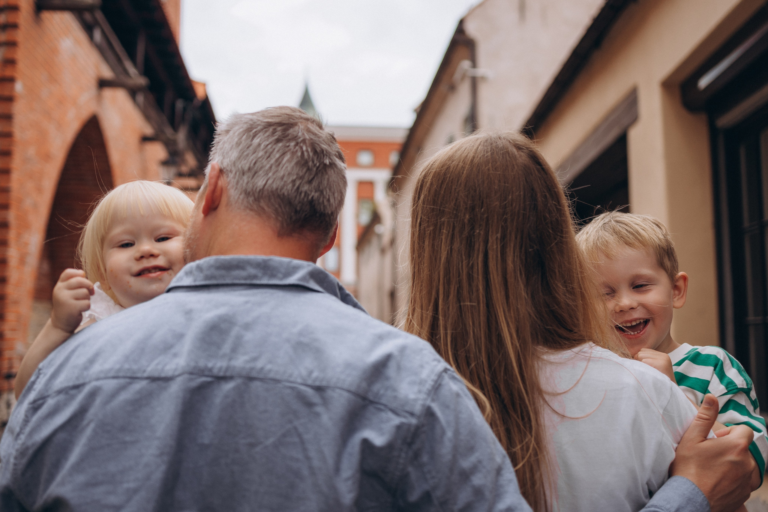 SINTIJAS ģimene. GALVENĀ