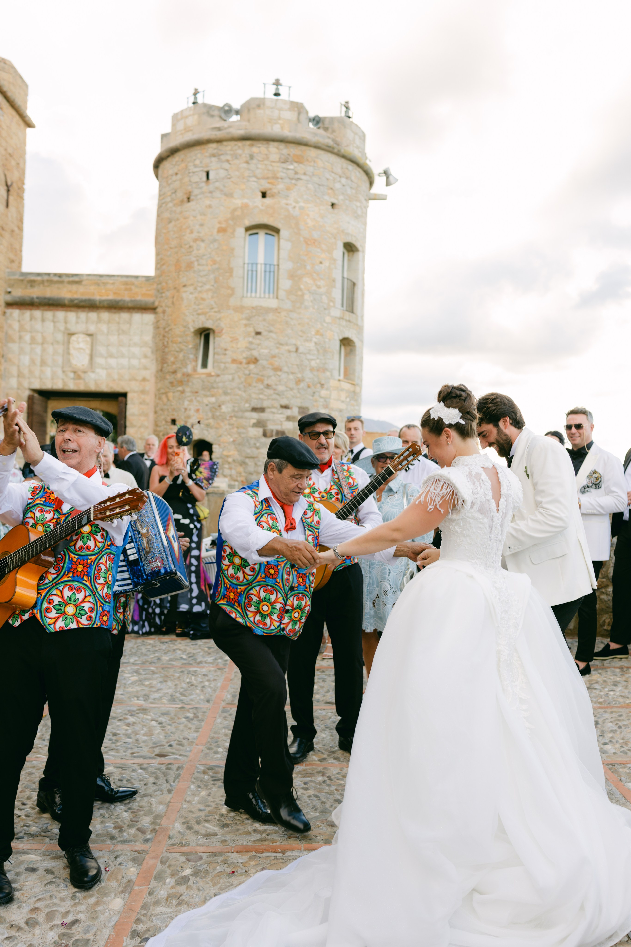 Wedding in Italy, sicily at castello lanza di banciforte on 35mm film and digital