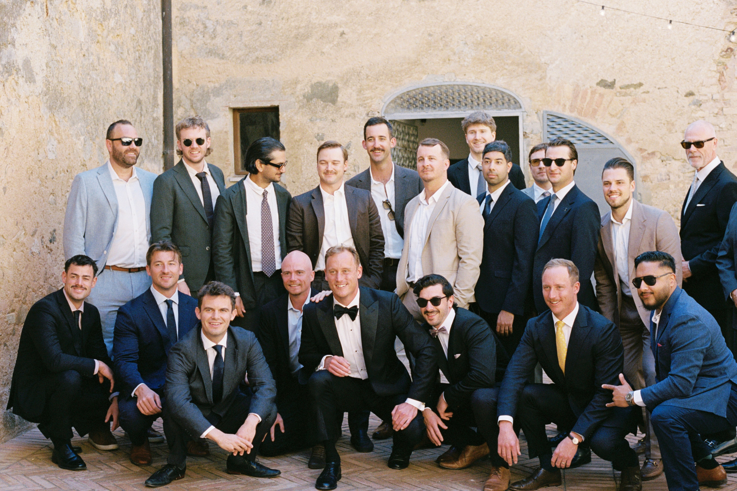 Sara Luca | Digital+Film wedding Photographer | Italy and Europe