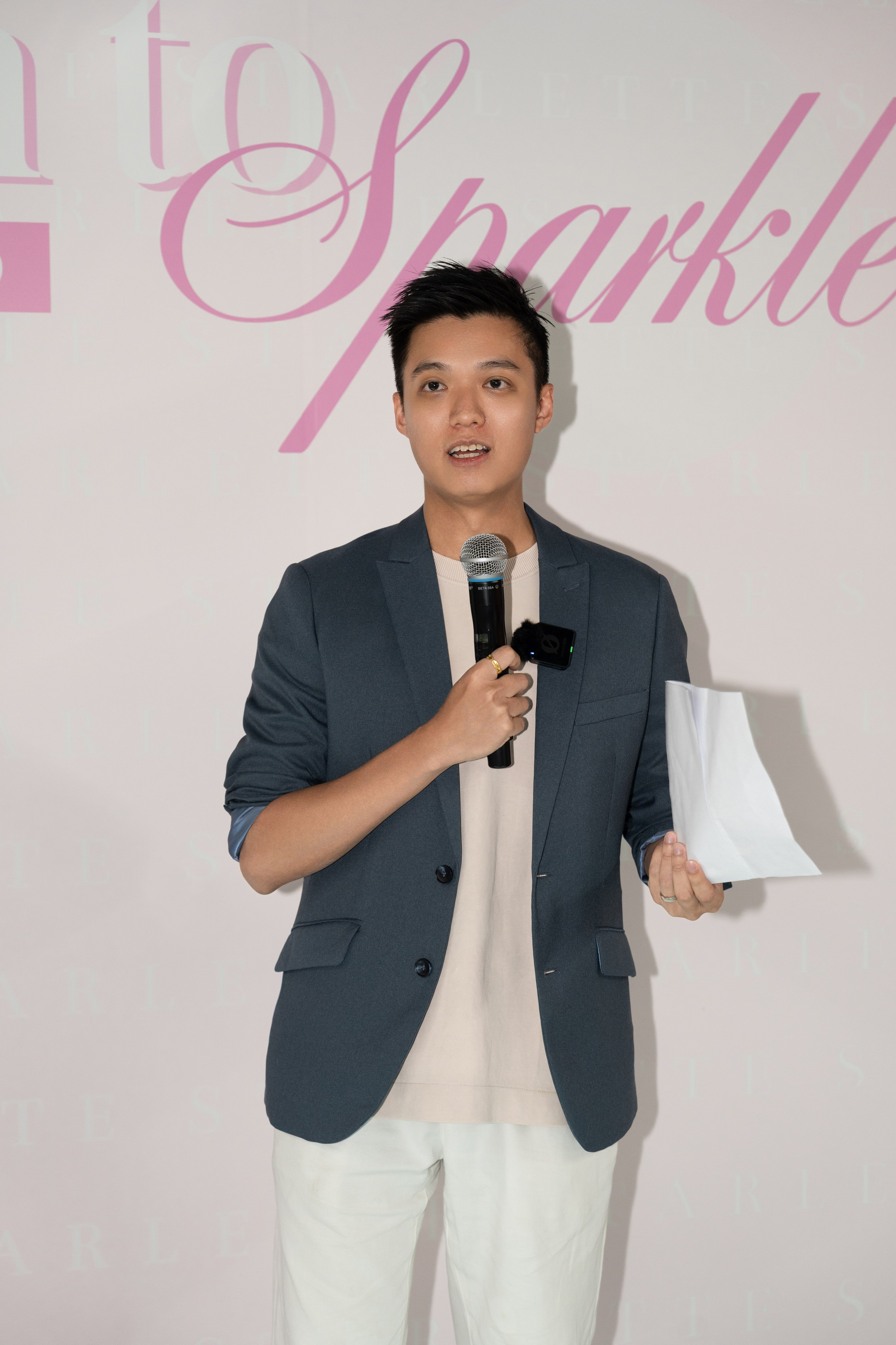 STARLETTE. PHOTOGRAPHER IN HONG KONG (WEDDING, FASHION, FAMILY, EVENTS)